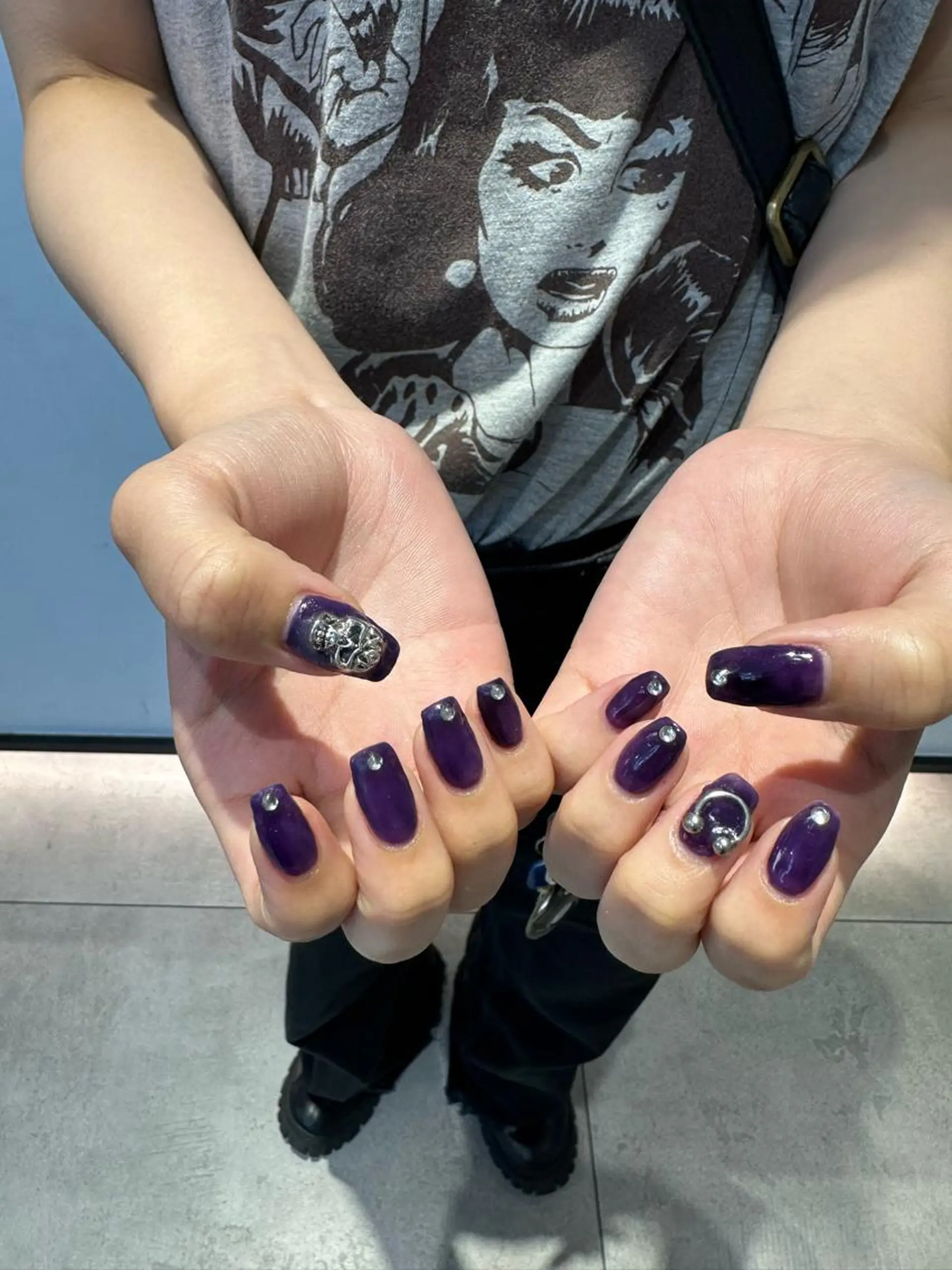 ネイル 🎀韓国レイヤー特化 🎀ベージュ/ミクのヘアスタイル