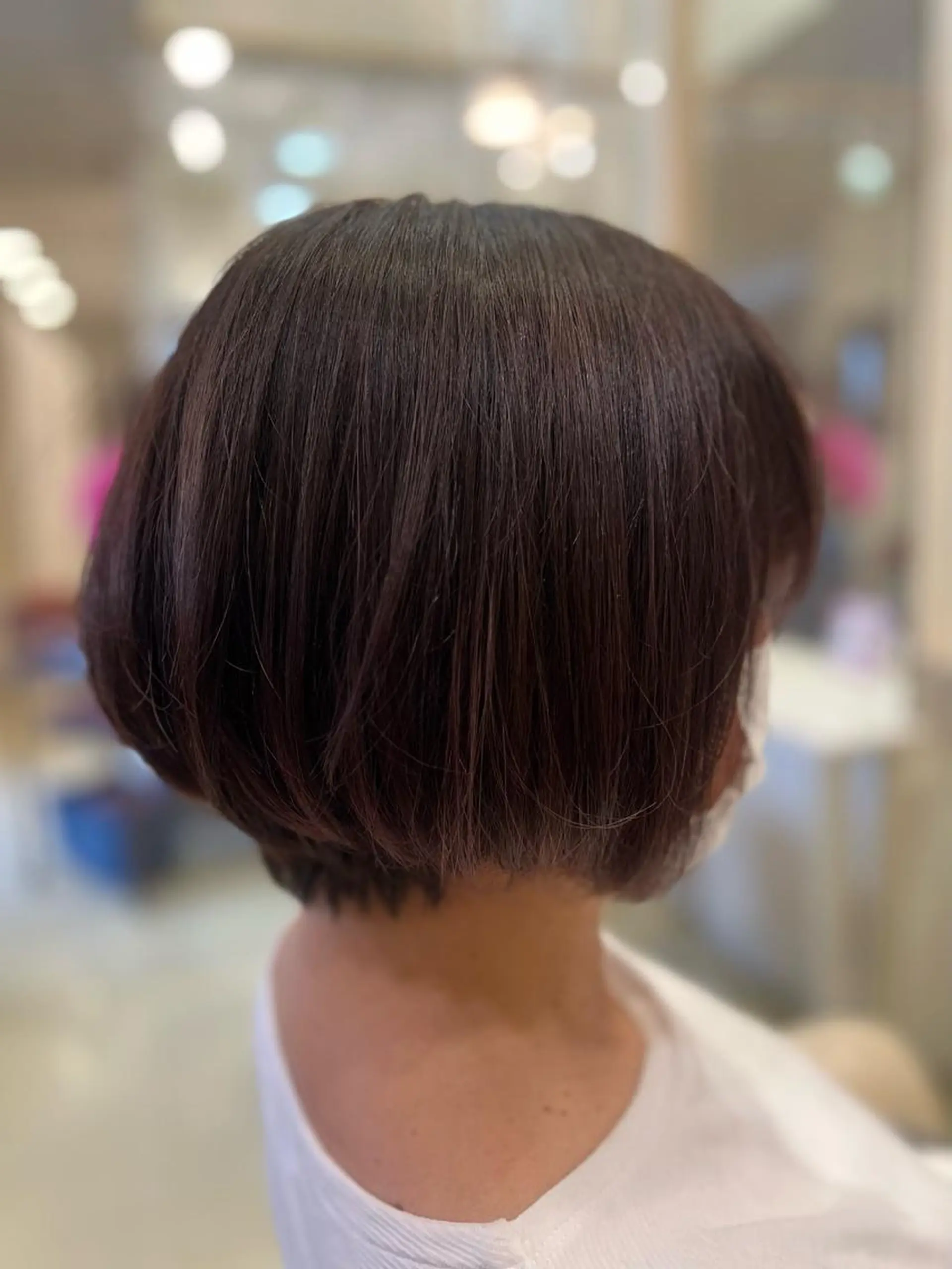 ショート カラー 大西 七海のヘアスタイル