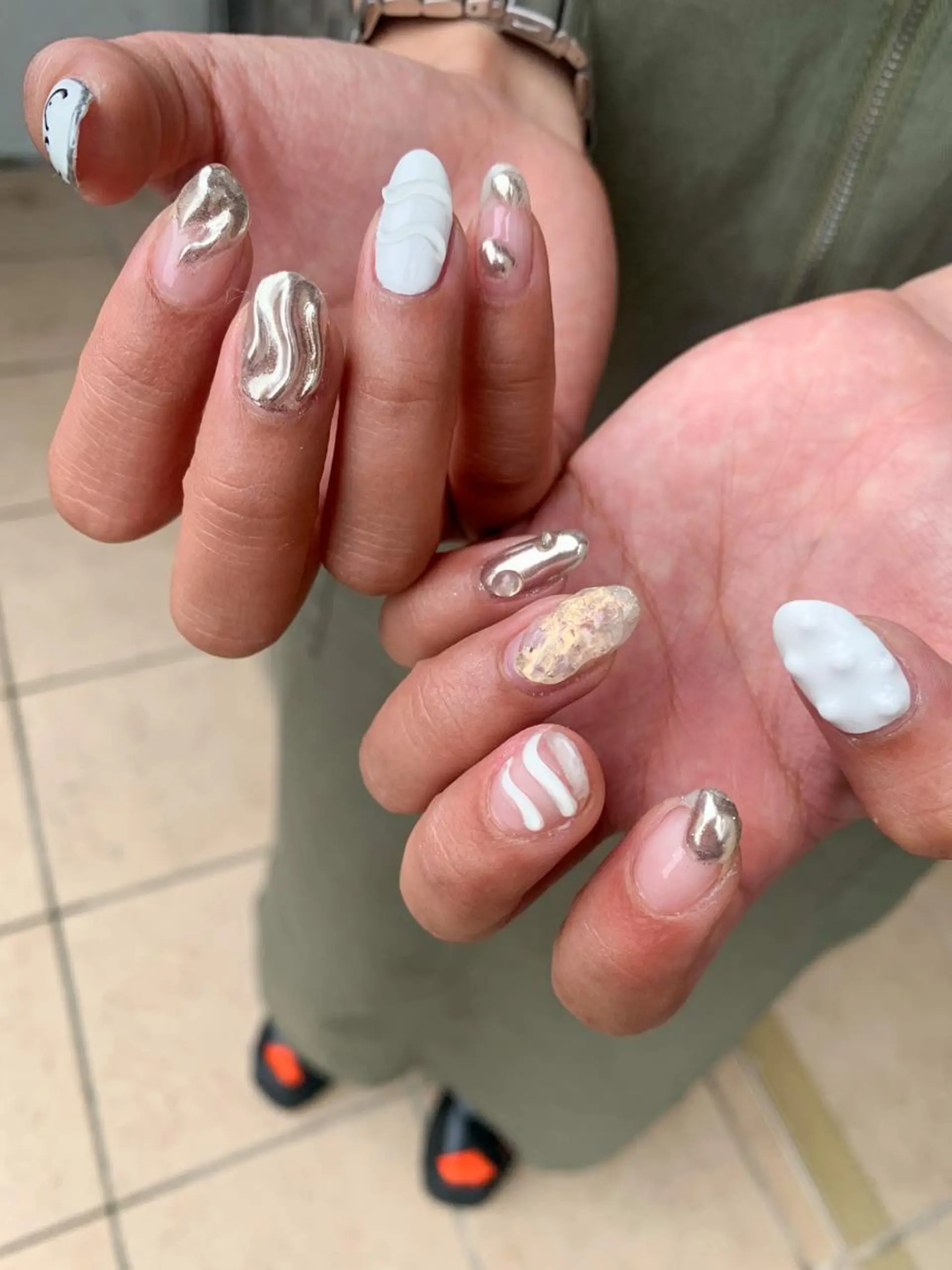 ネイル ホワイト anny ／あにのネイルデザイン