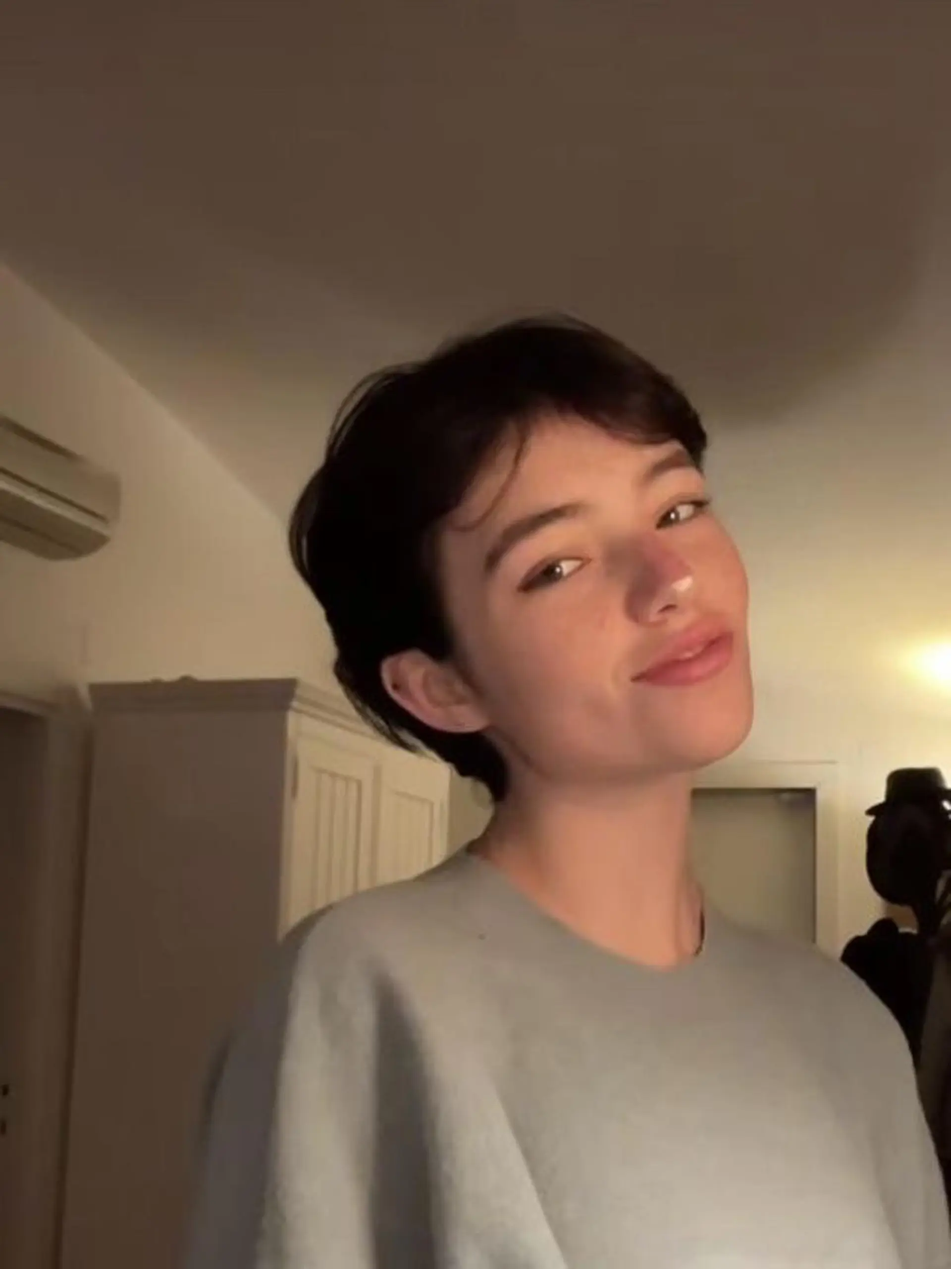 ショート カラー 吉田一輝 外国人パーマのヘアスタイル