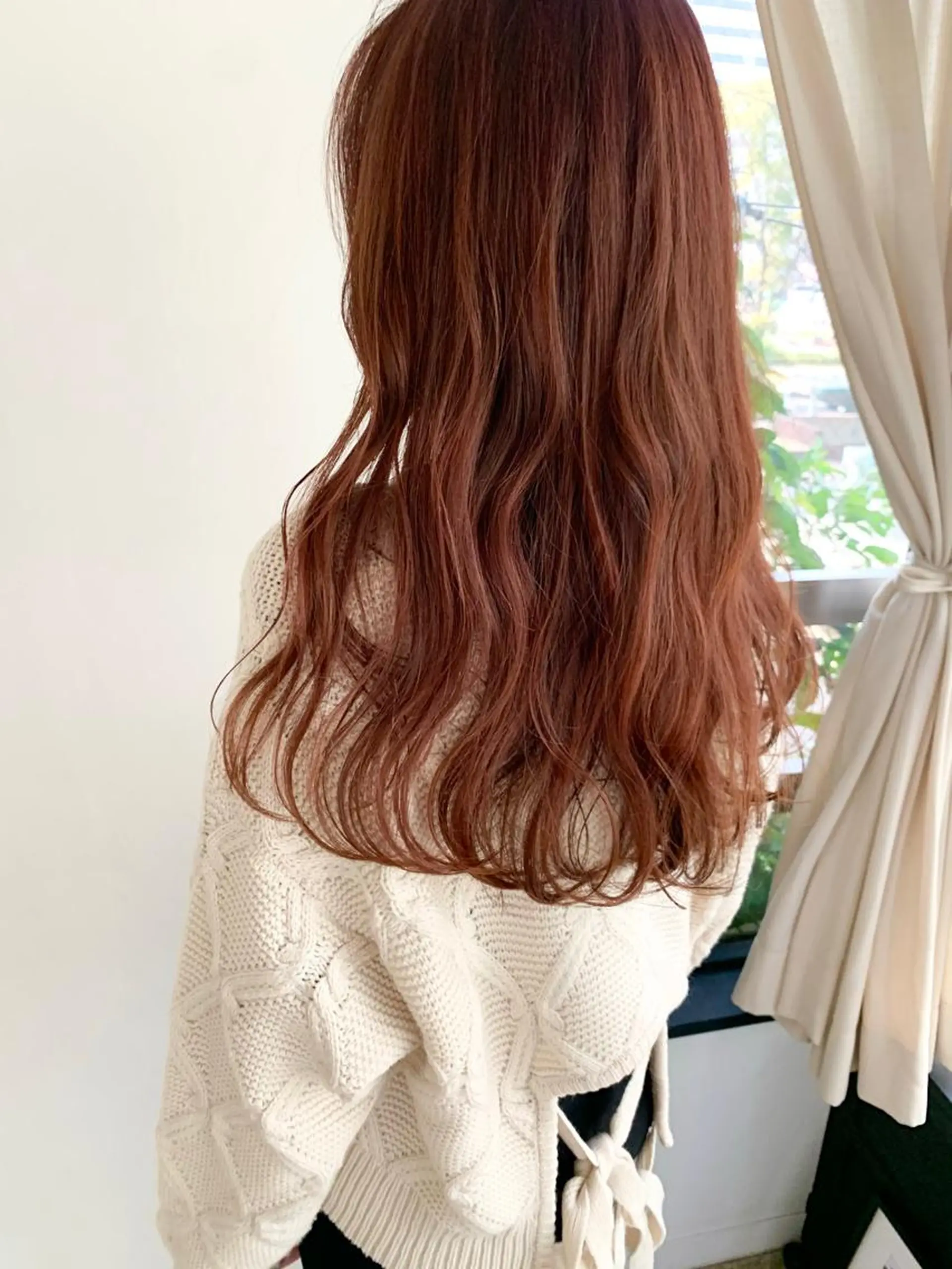 ロング 卒業式のヘアスタイル ハイライト 髪質改善 韓国風ヘア 縮毛矯正 LOREN＋透明感 オリーブhirokoのヘアスタイル