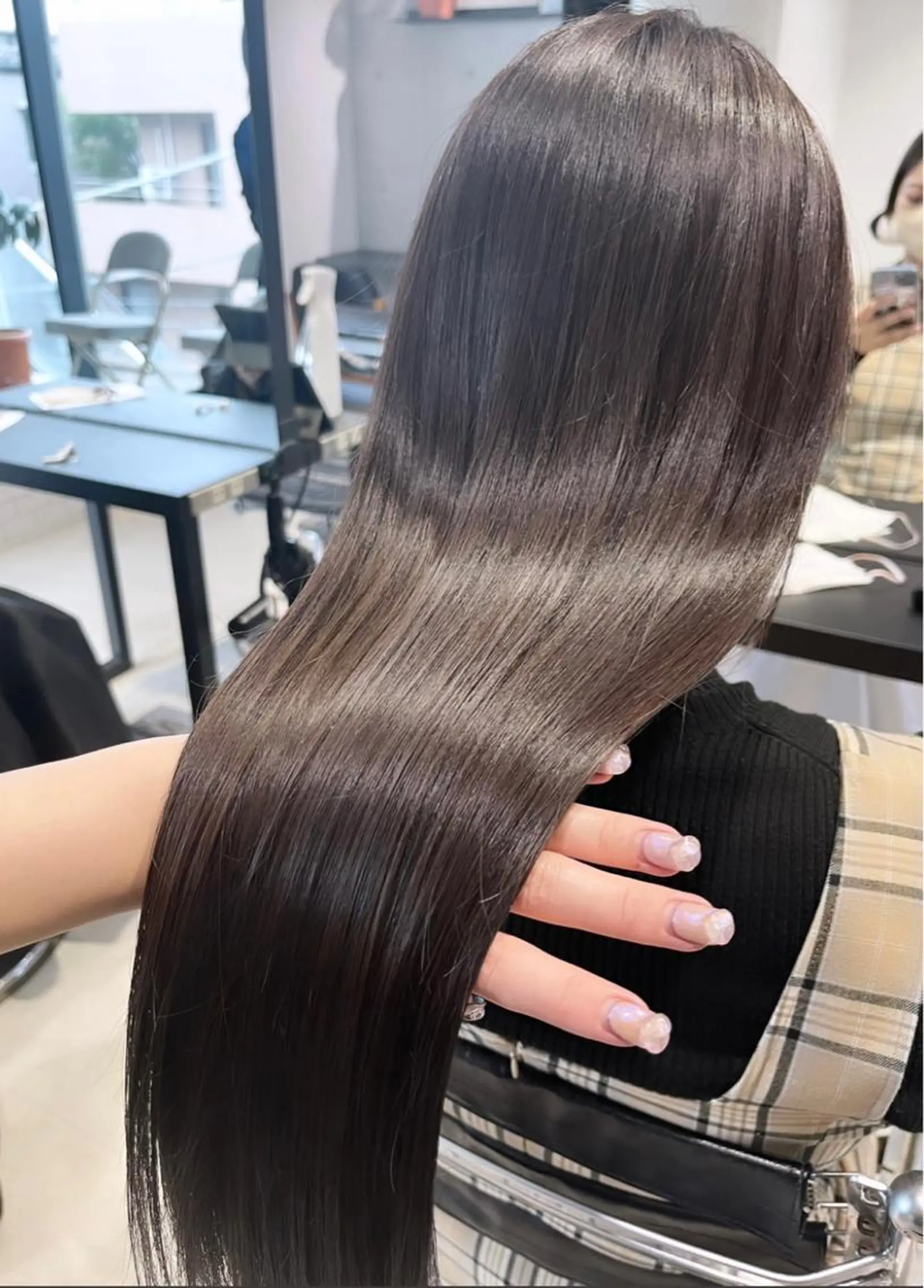 ロング カラー パーマ ヘアアレンジ カット ヘアカラー トリートメント ヘッドスパ 透明感/オリーブ/ グレージュ/YUKAのヘアスタイル