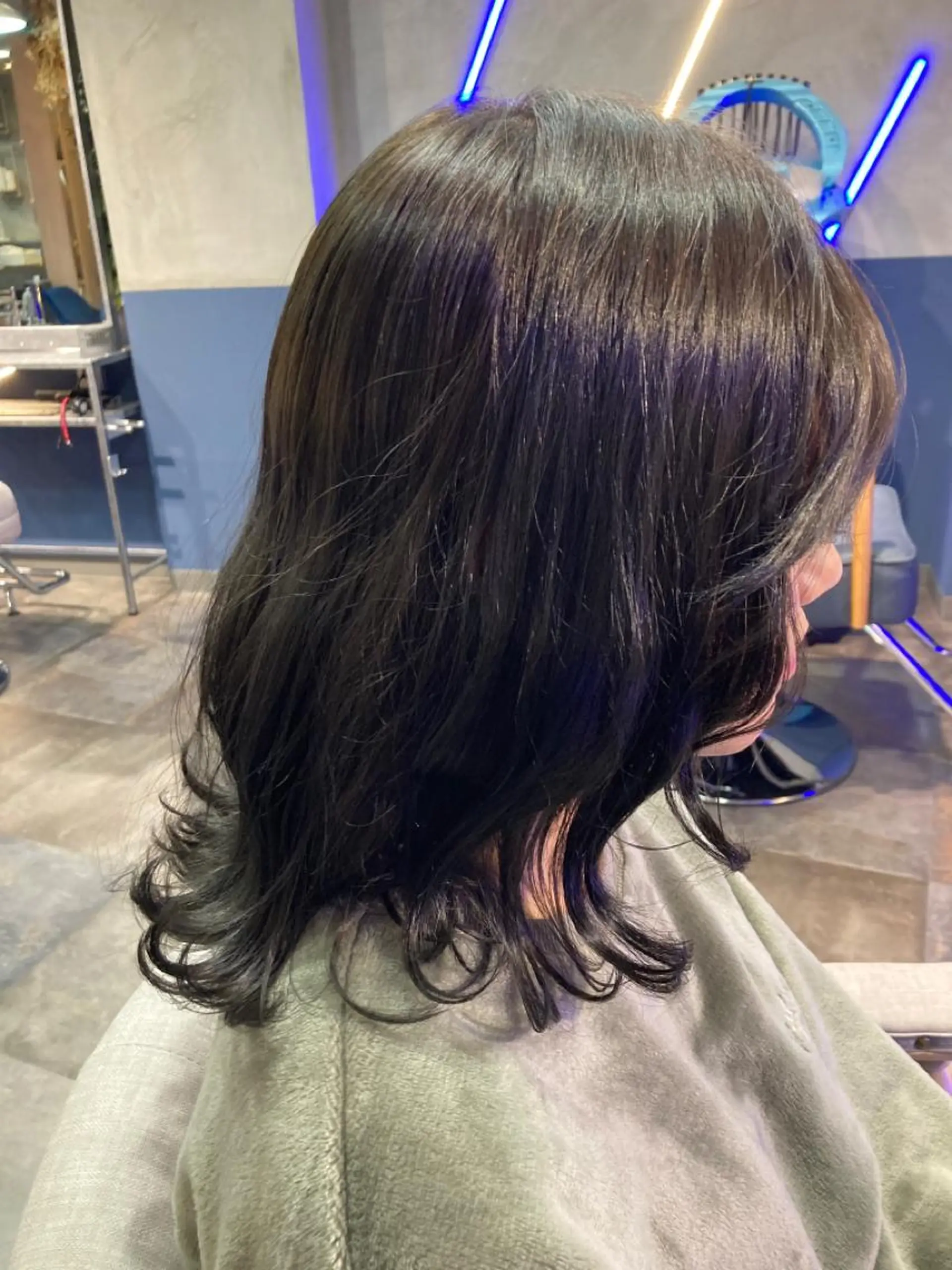 ミディアム 松澤 勇輝のヘアスタイル