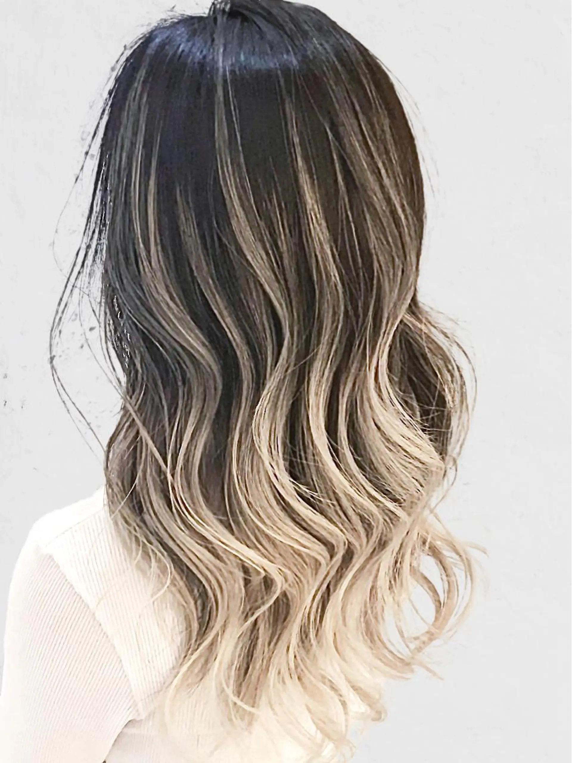 セミロング カラー ヘアアレンジ VIM hairおもろまち店のヘアスタイル