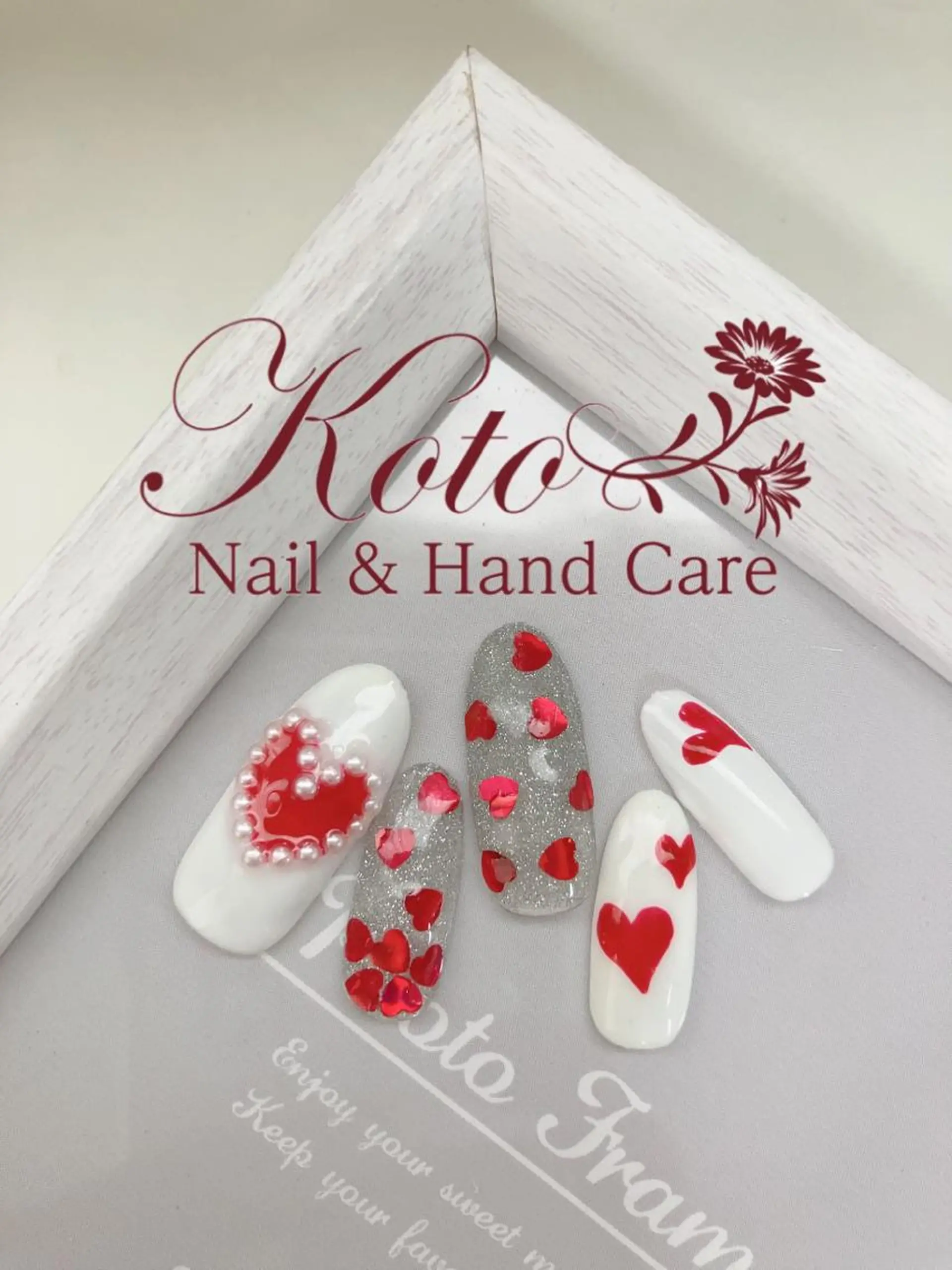 ネイル 長さ出し フットネイル フレンチネイル ジェルネイル ラメ(グリッター) Risa ネイルサロンKOTOのネイルデザイン