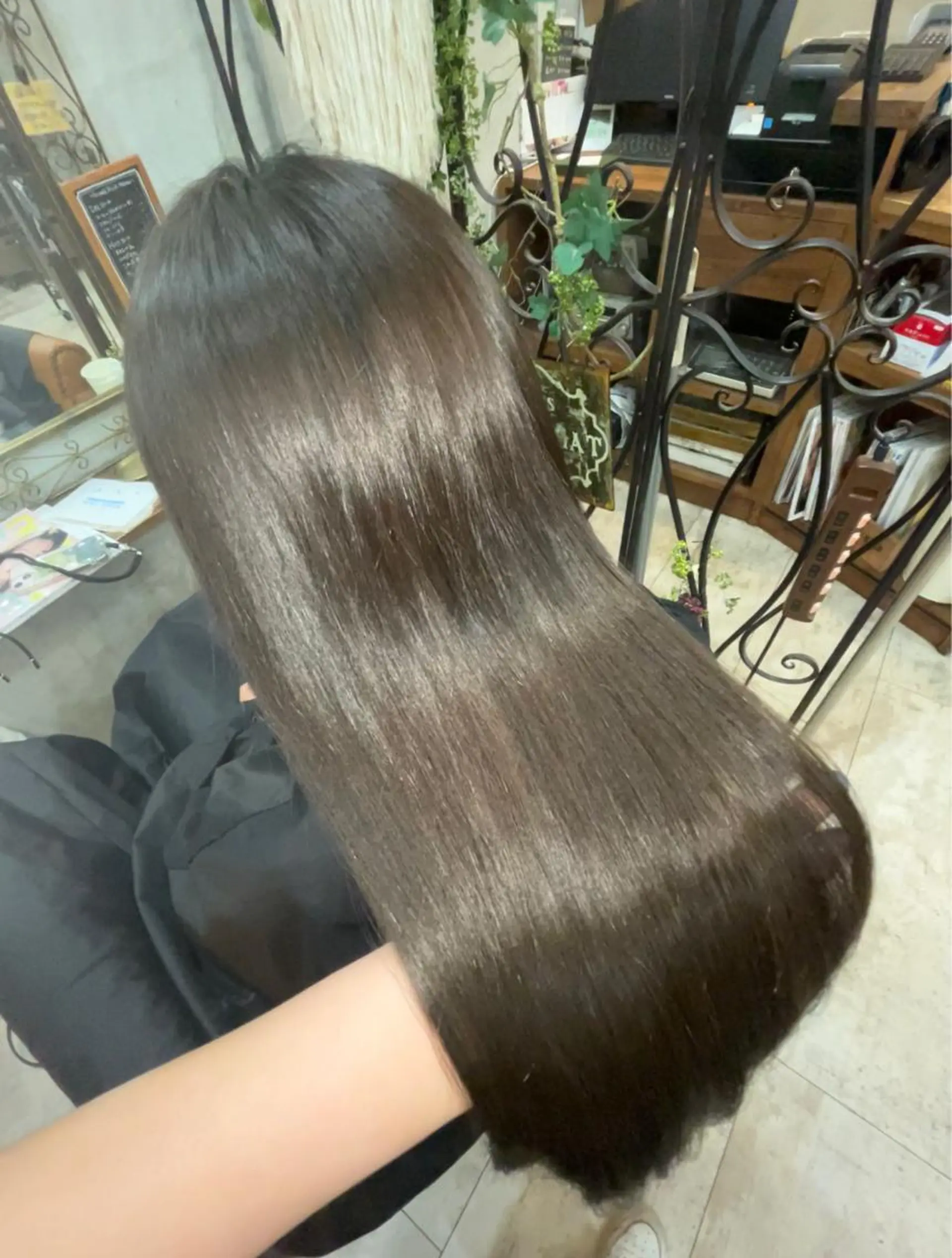 ロング カラー トリートメント 艶髪/ハイトーン/ ヘアセット/モエノのヘアスタイル