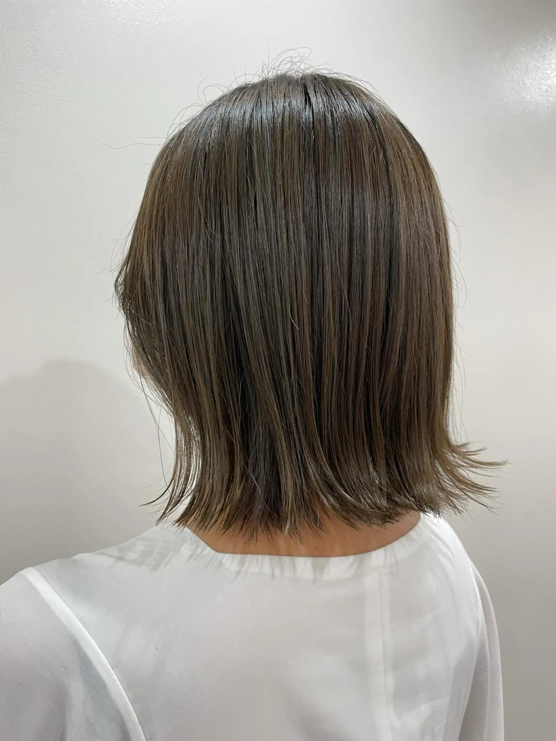 ショート カラー akane .のヘアスタイル