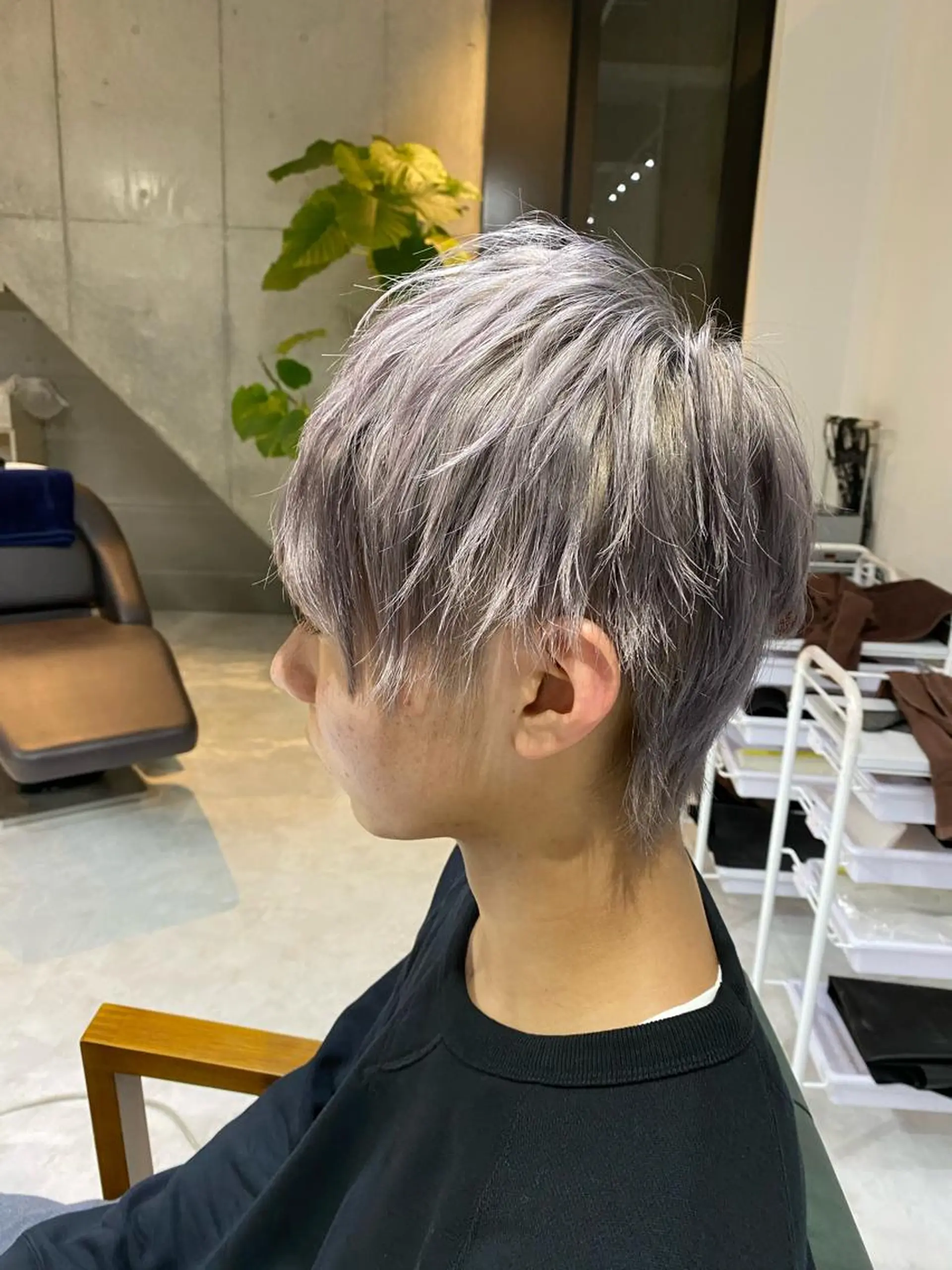 ショート カラー アッシュ アッシュグレー アッシュグレージュ グレージュ ホワイトアッシュ モテ髪透明感❤️ デイズヘアカラーのヘアスタイル