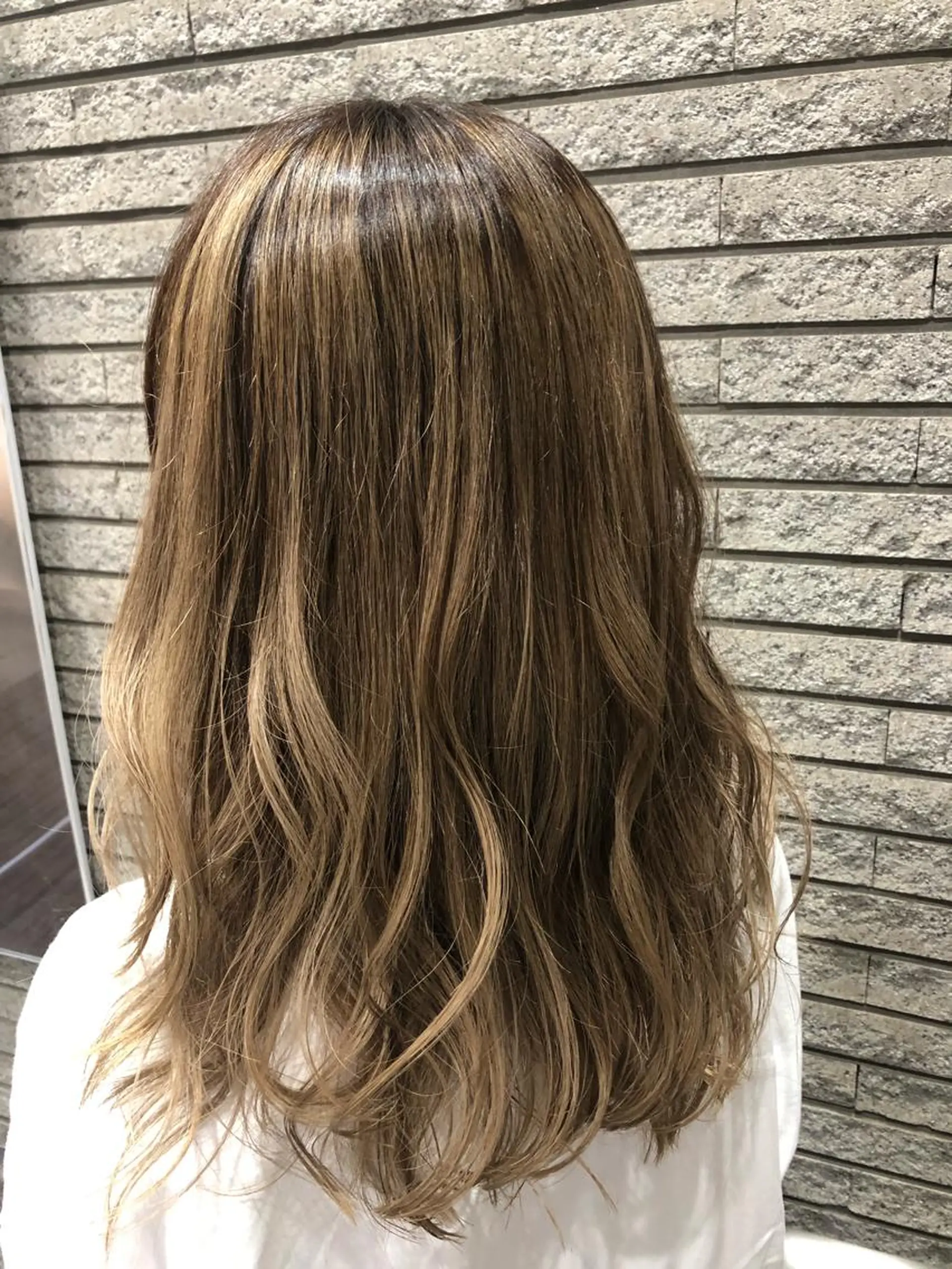 セミロング ✂️髪質改善 kane✂️のヘアスタイル