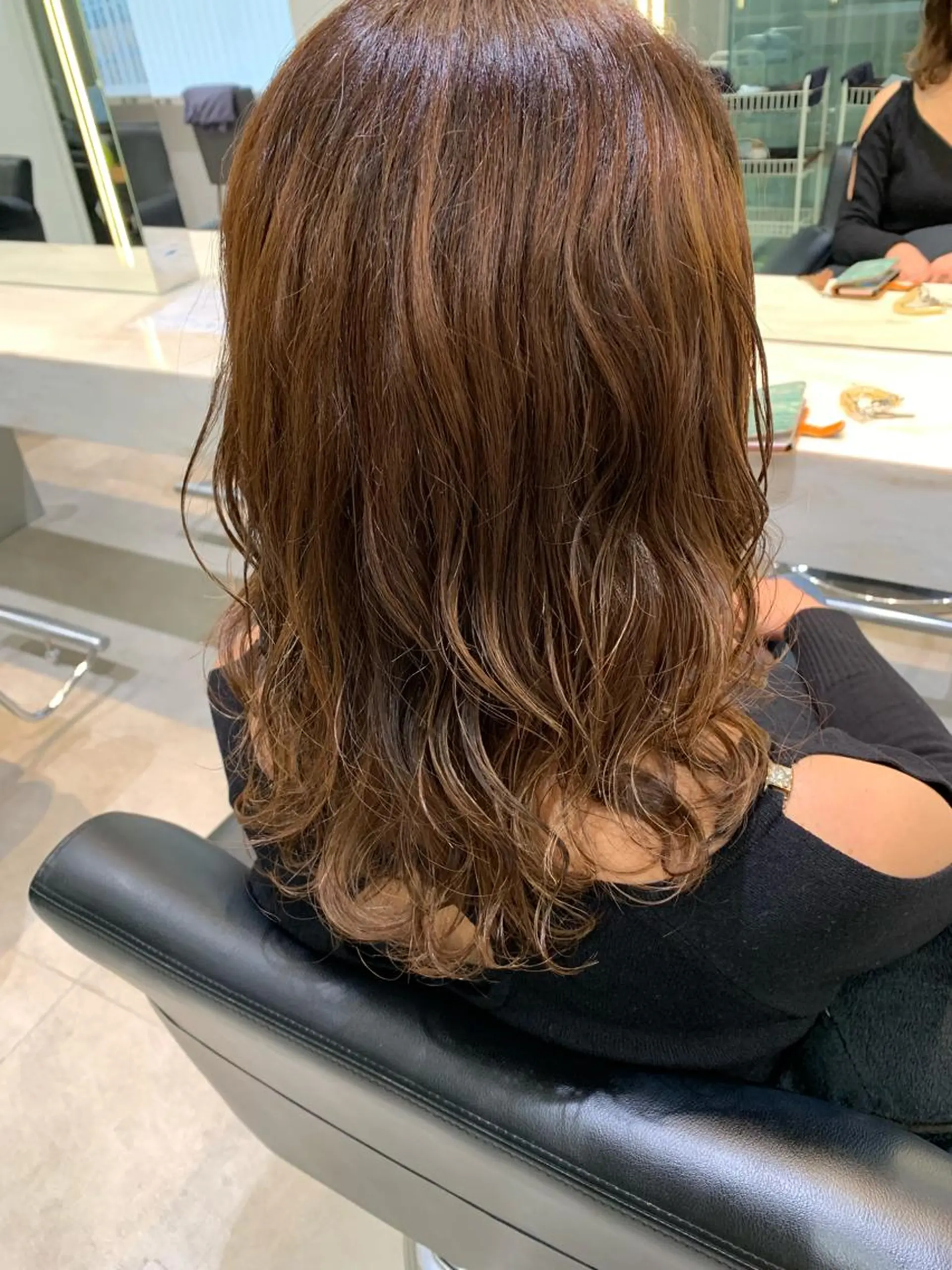 ミディアム レイヤーカット 🫧透明感カラー/ ボブ/小笠原汐海🪽のヘアスタイル