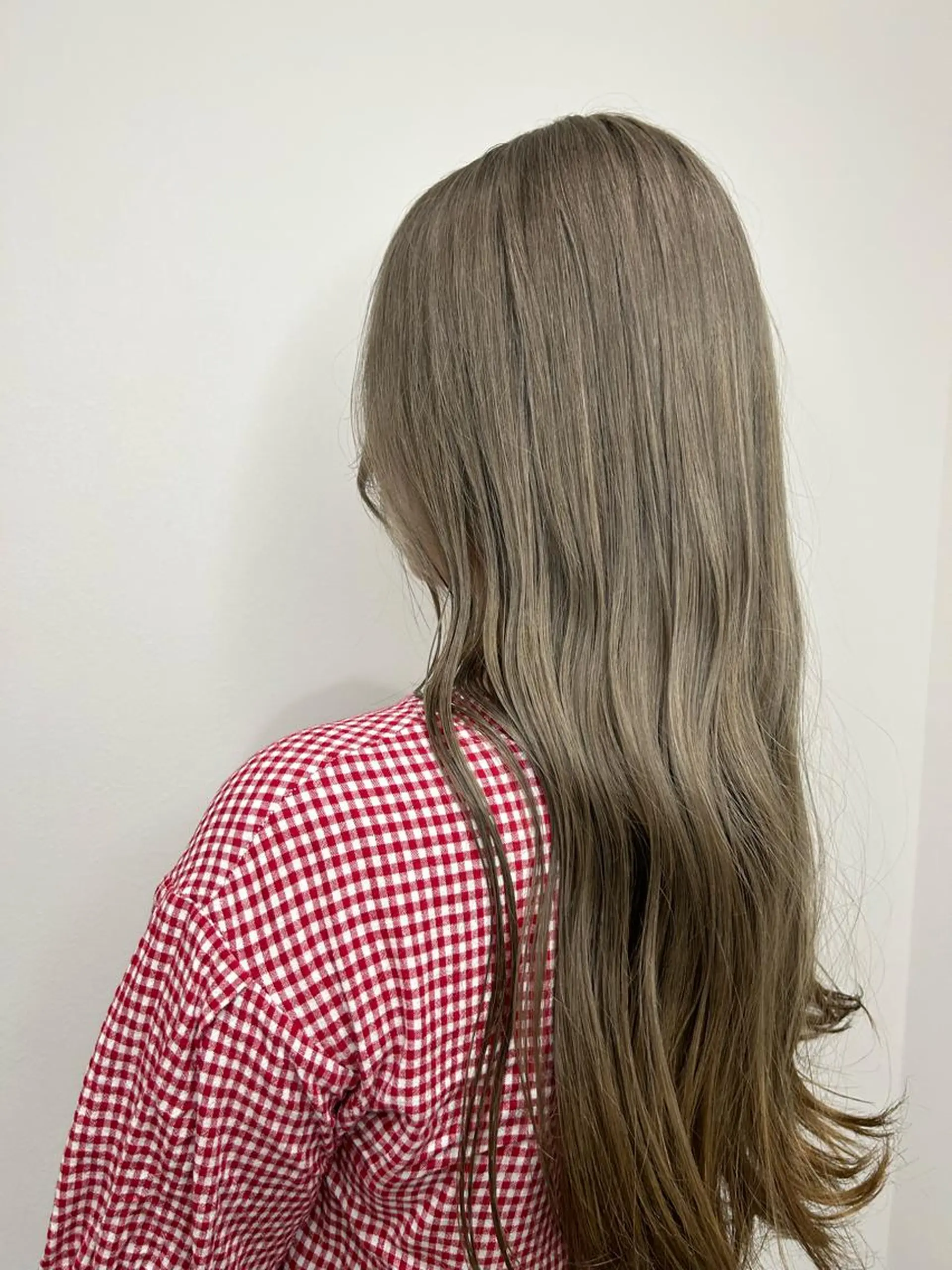 ロング カラー グレージュ ヘアカラー トリートメント ヘアセット 🐺青木光太朗 ウルフ/レイヤー🐺のヘアスタイル