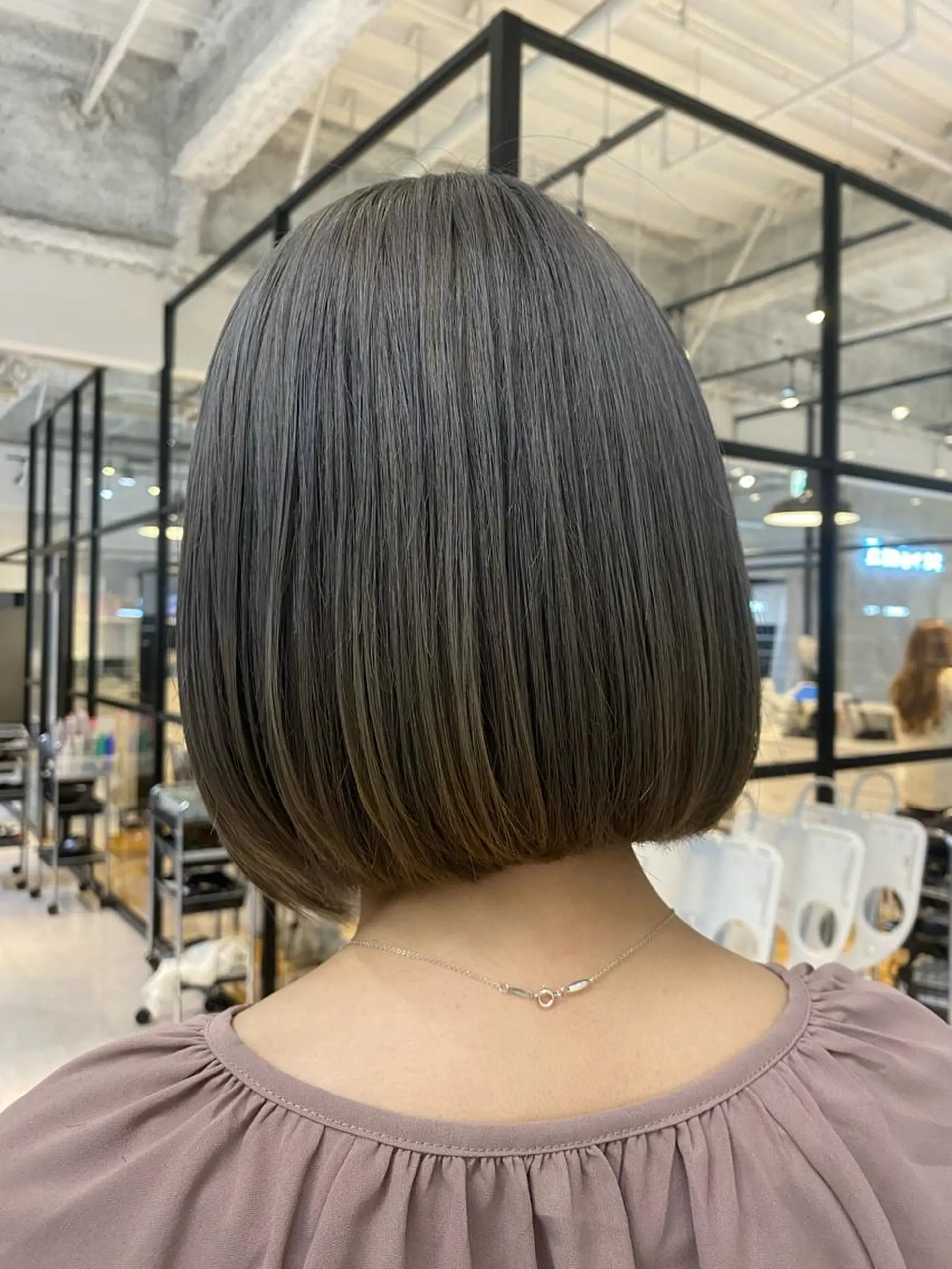 ショート カラー ボブ salowin梅田茶屋町suite所属・ハイトーンヘア/ 島崎　タクミのヘアスタイル