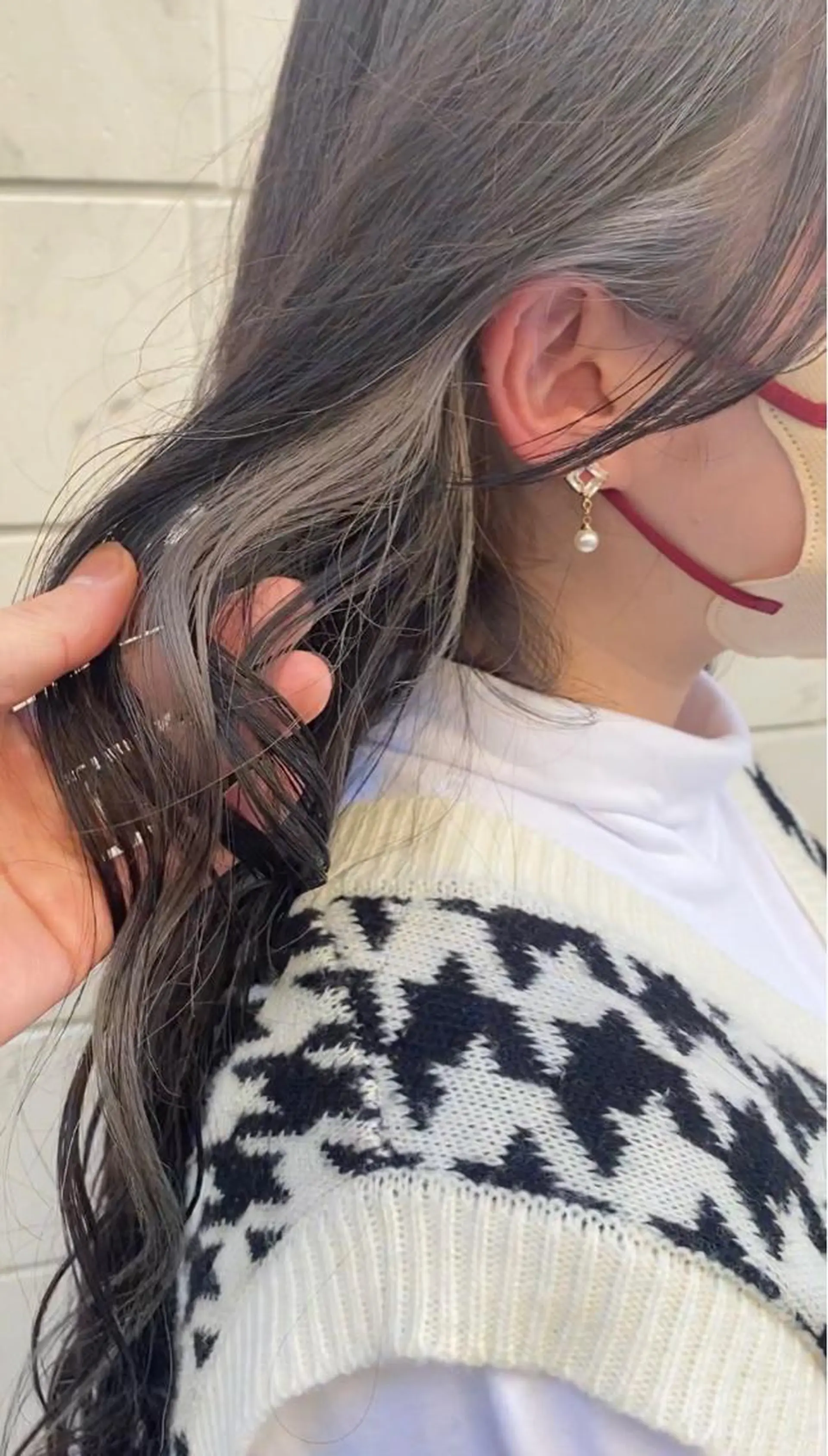 ミディアム カラー 磯田 冬弥のヘアスタイル