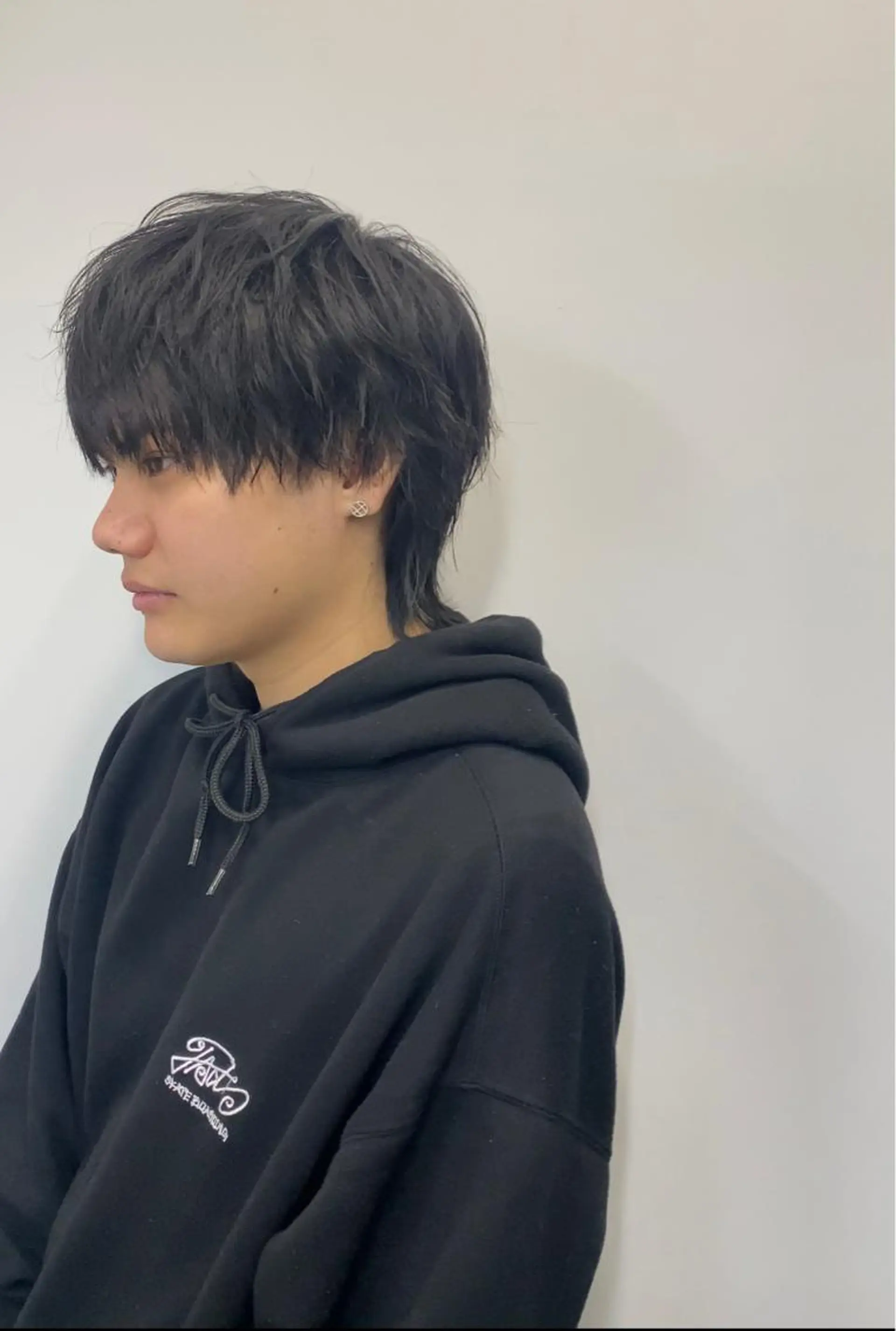 ショート メンズ メンズブリーチ メンズハイトーン メンズウルフカット 似合わせカット ウルフカット カット sunc所属・梅田l大人韓国ヘア レイヤー×艶カラーのヘアスタイル