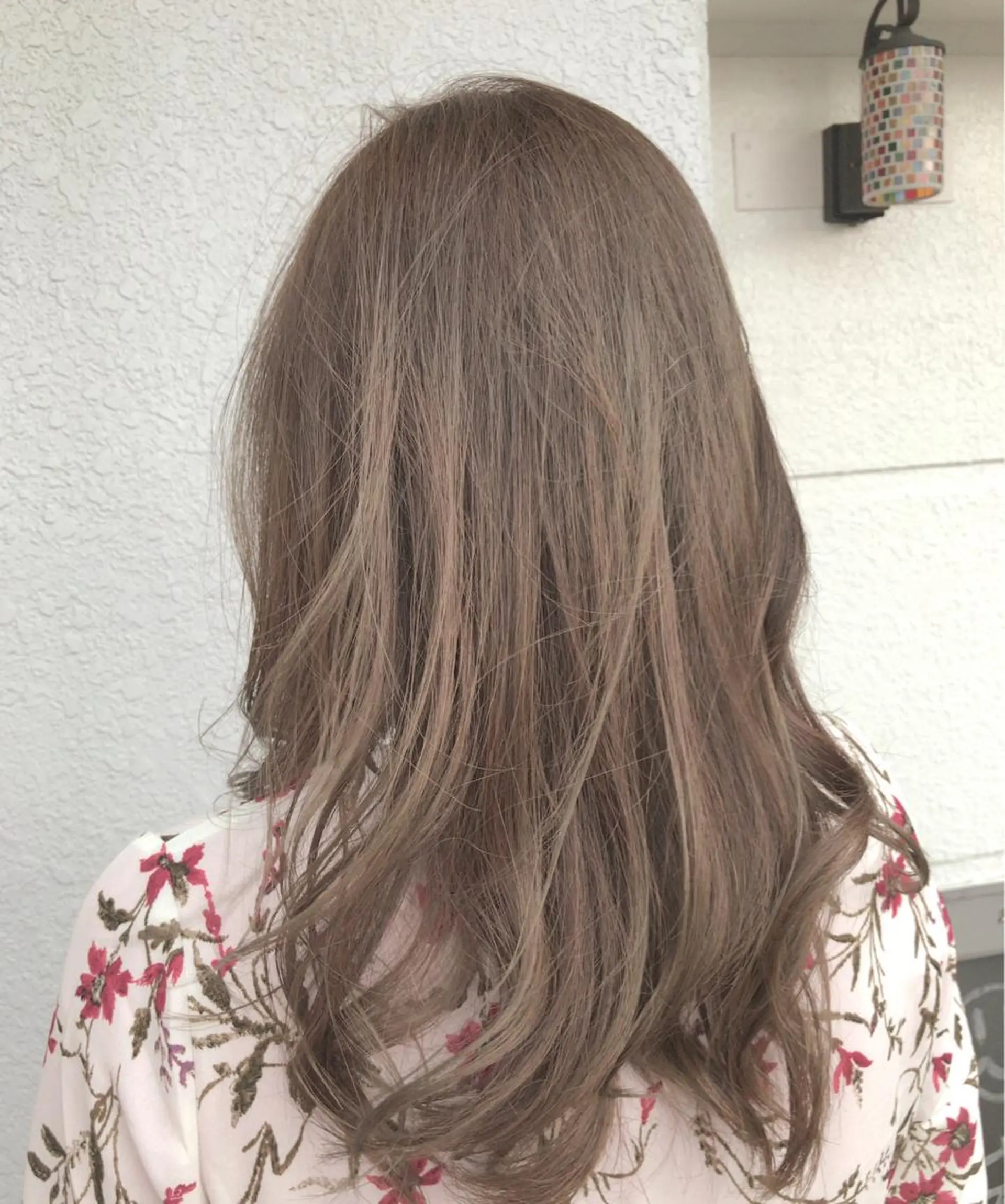 セミロング カラー レイヤーカット匠 イソザキノリユキのヘアスタイル