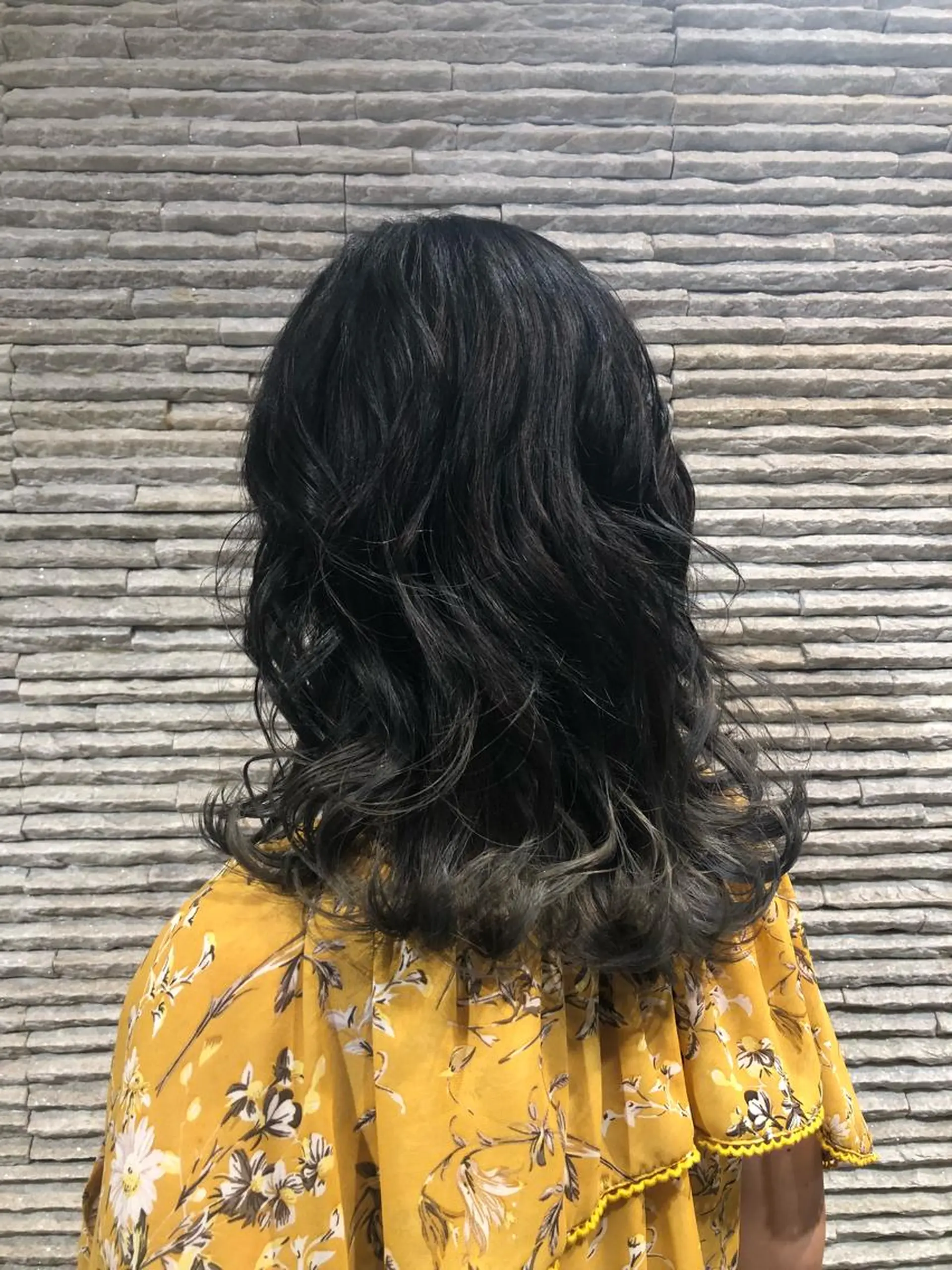 セミロング カラー ヘアアレンジ 嶋田 ゆきのヘアスタイル