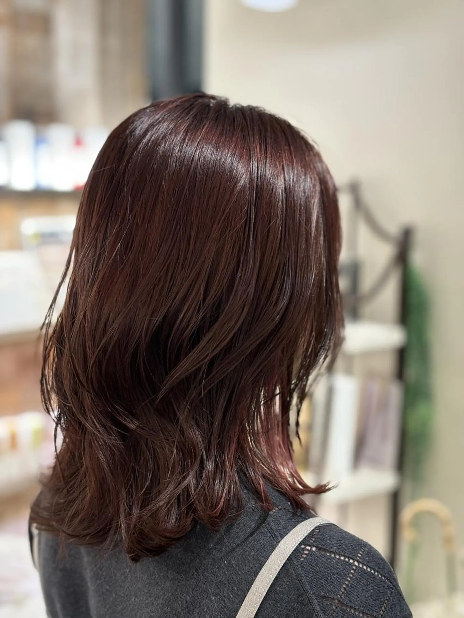 ミディアム カラー ブリーチ ボルドーカラー ブリーチなしカラー 艶髪☆外国人風カラー ハイトーン多田修弥のヘアスタイル