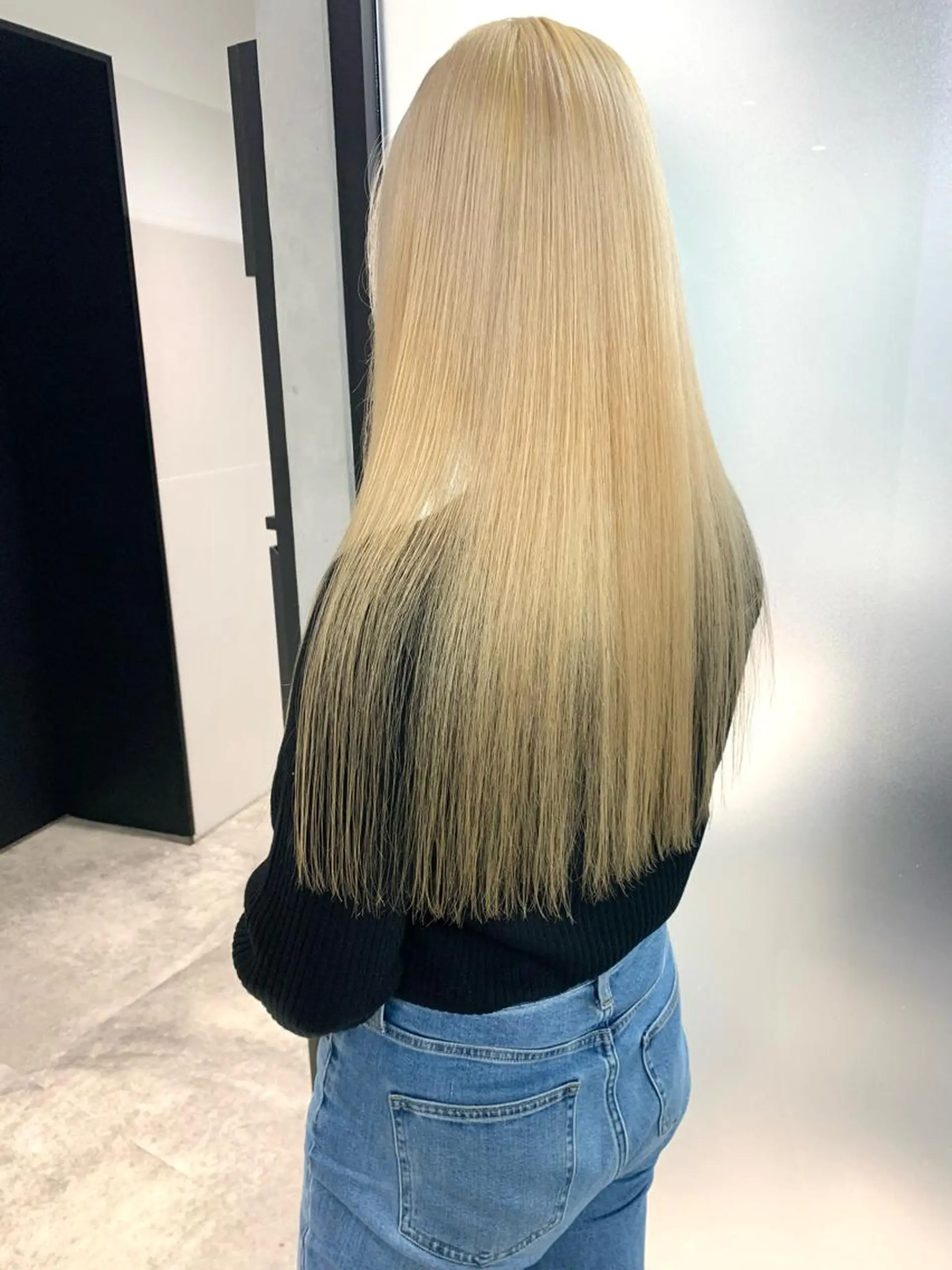 ミディアム カラー ヘアアレンジ カット ヘアカラー トリートメント ヘッドスパ ハイトーン/美髪矯正 🍃大江拓実のヘアスタイル