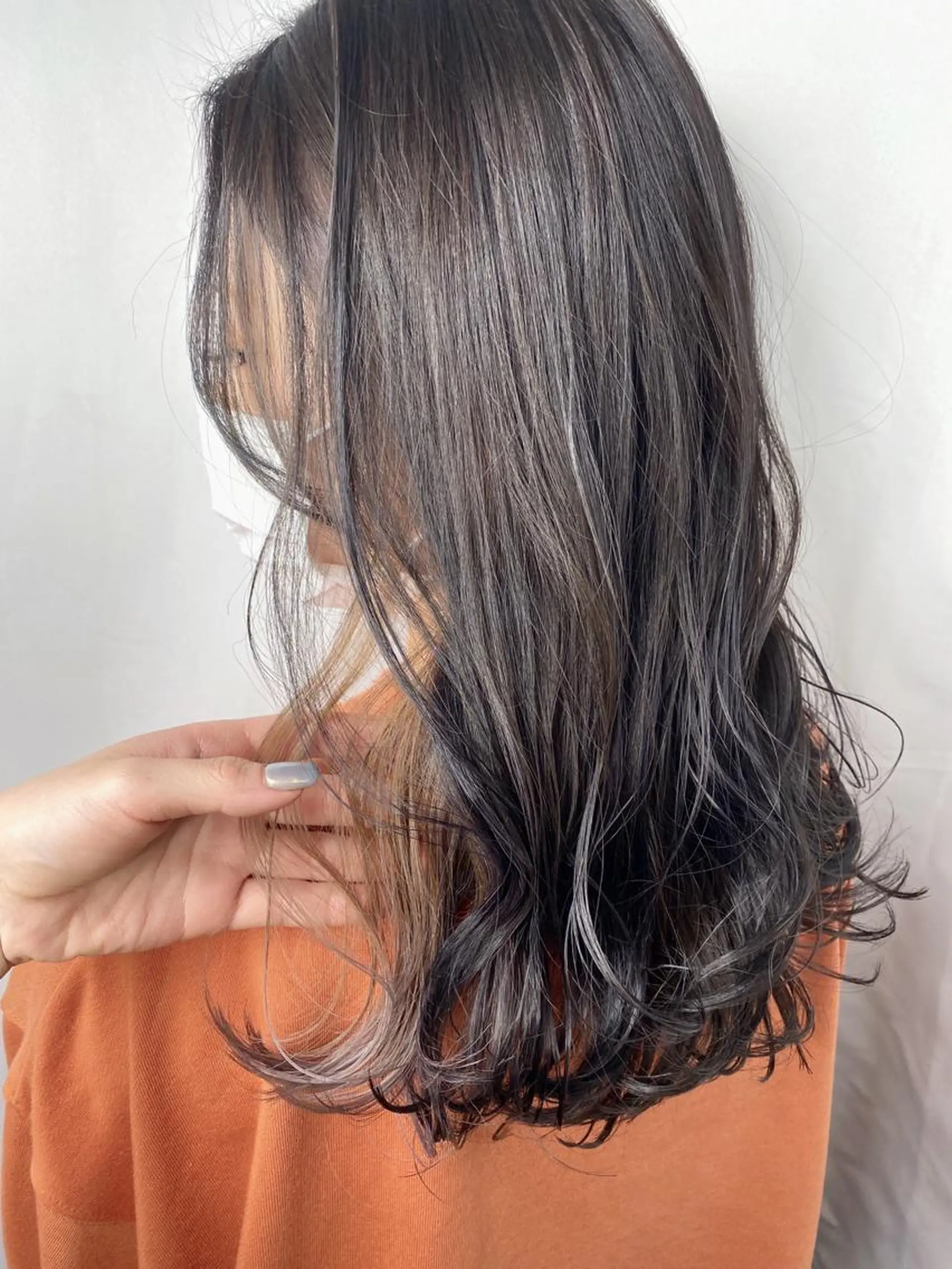 セミロング カラー カット ヘアカラー GOTODAY  神戸三宮店所属・Hatanaka Airiのヘアスタイル