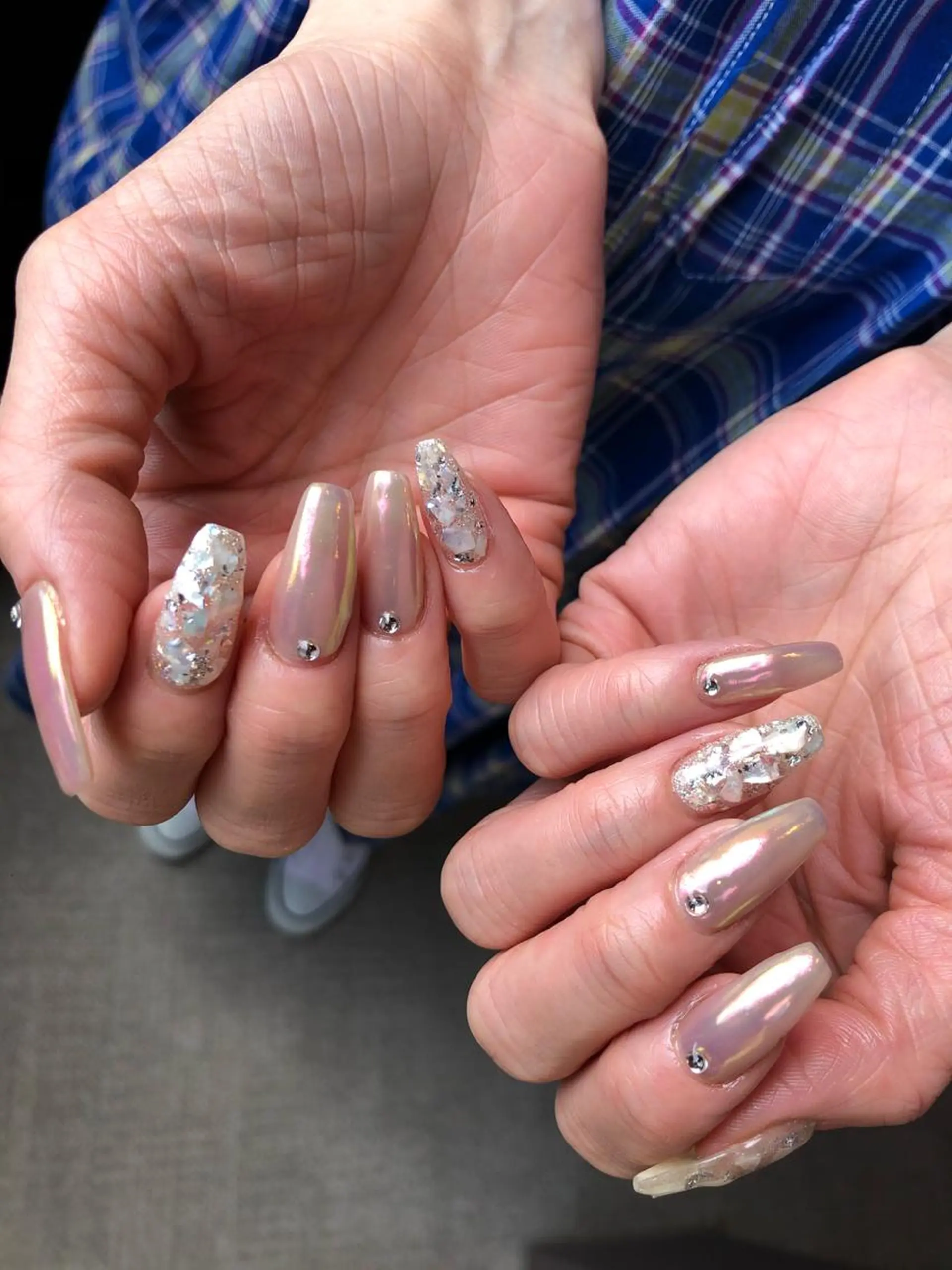 ロング カラー ヘアアレンジ キッズ ネイル マツエク・マツパ 福田 加奈のネイルデザイン