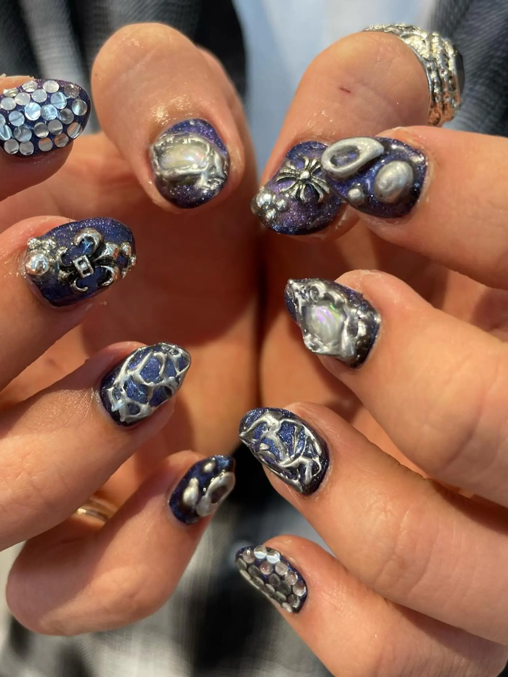 ネイル 🎀ボブ＋ハイトーン シュカ👶🏻のヘアスタイル