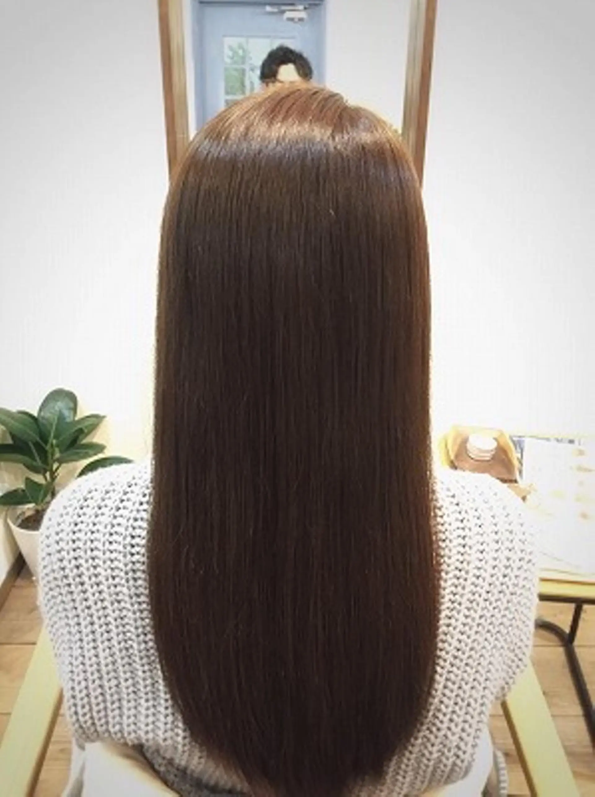 ロング カット トリートメント nest  のヘアスタイル