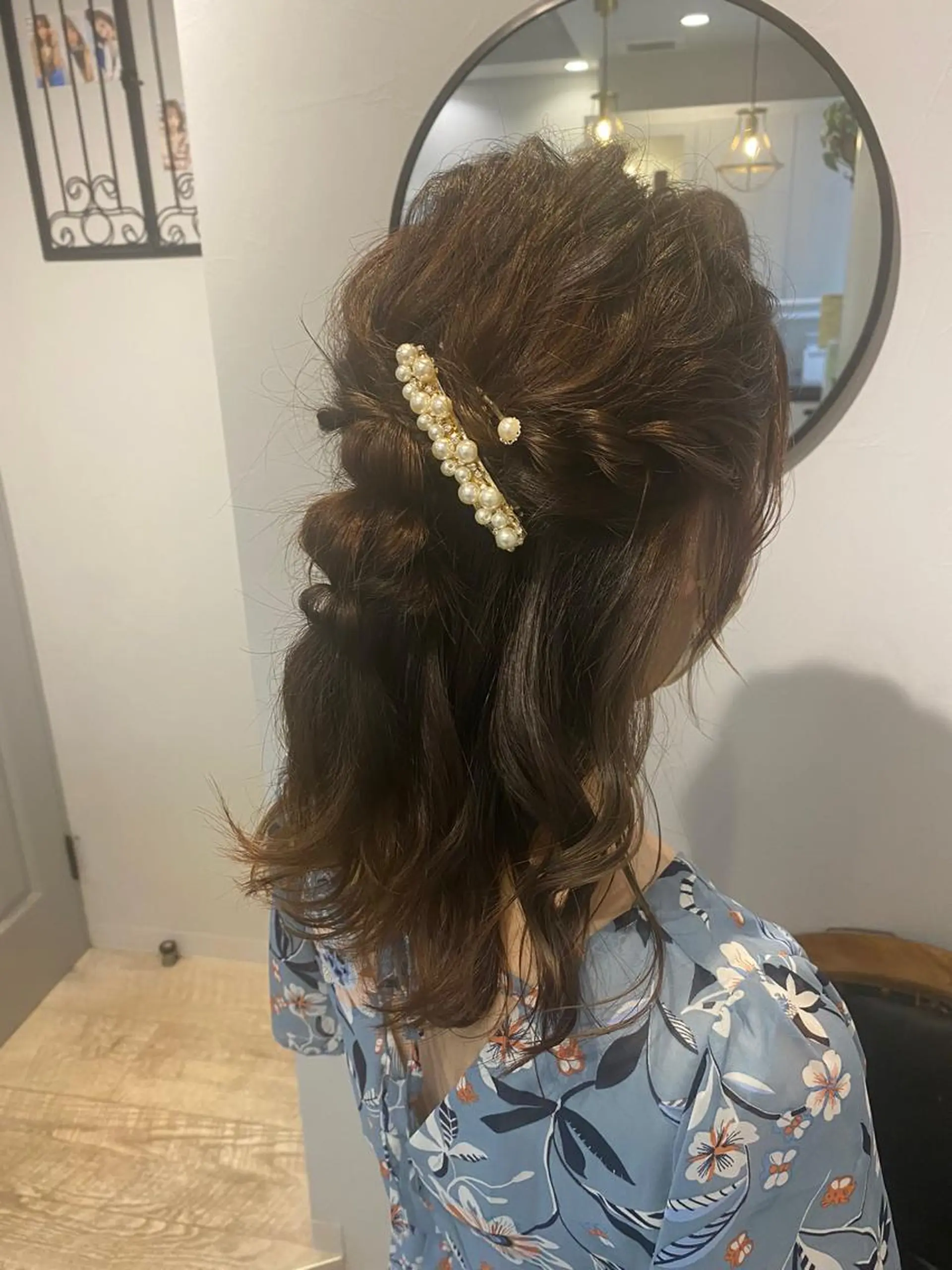 ミディアム ヘアアレンジ ハーフアップ 西村 美羽のヘアスタイル