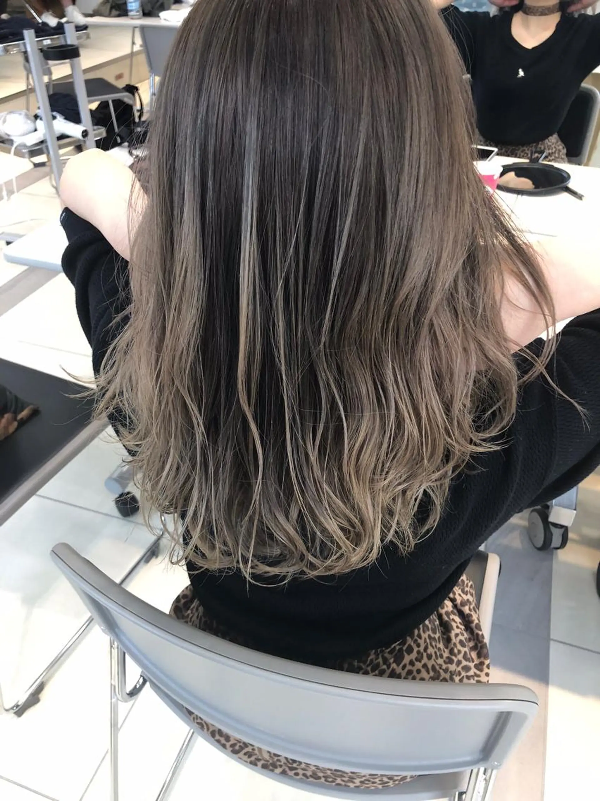 セミロング カラー バレイヤージュ レイヤーカット ヘアカラー 【PD VISEO】 GENKIのヘアスタイル