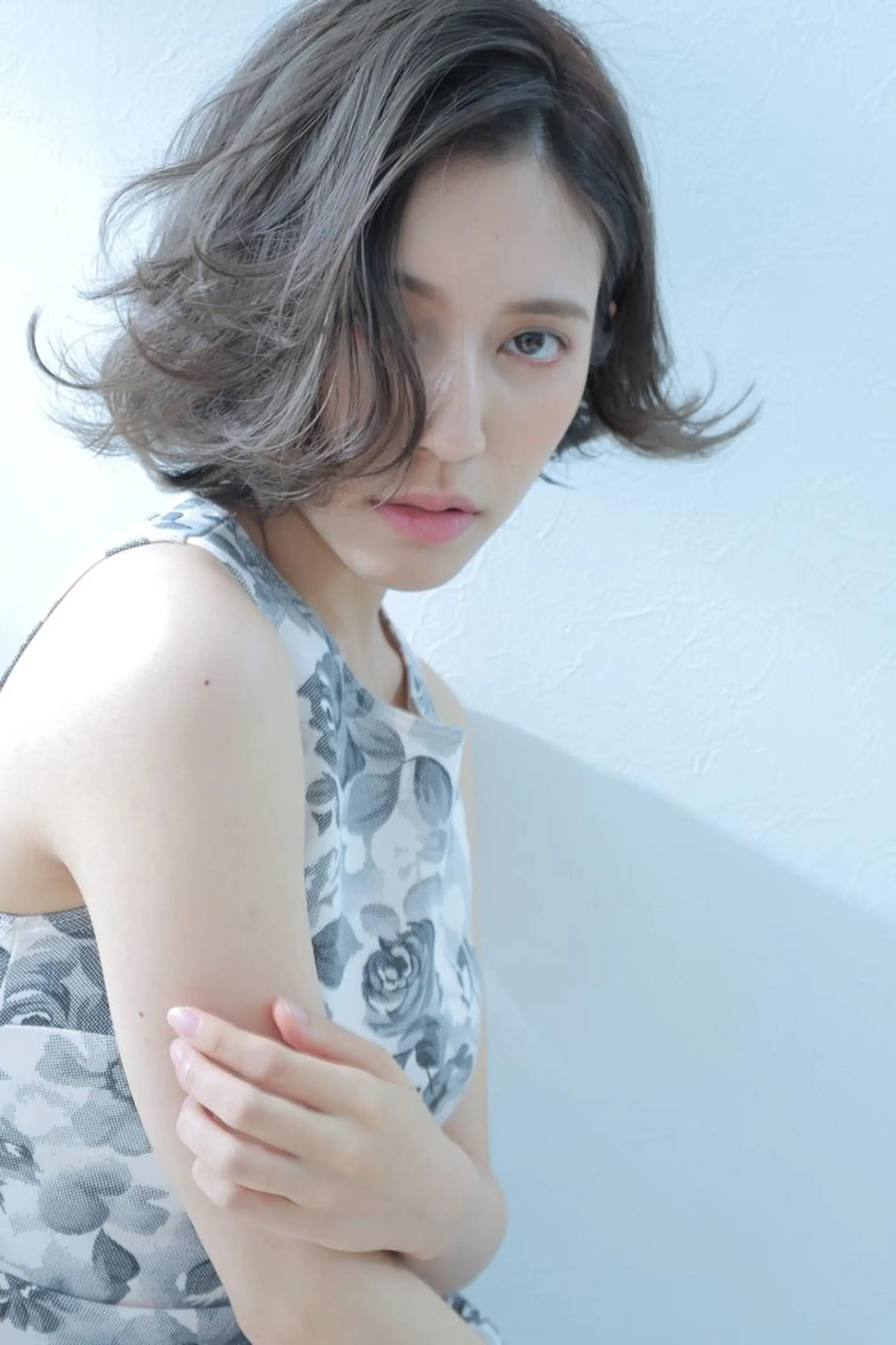 ショート 小顔カット✨ 透明感カラーのヘアスタイル