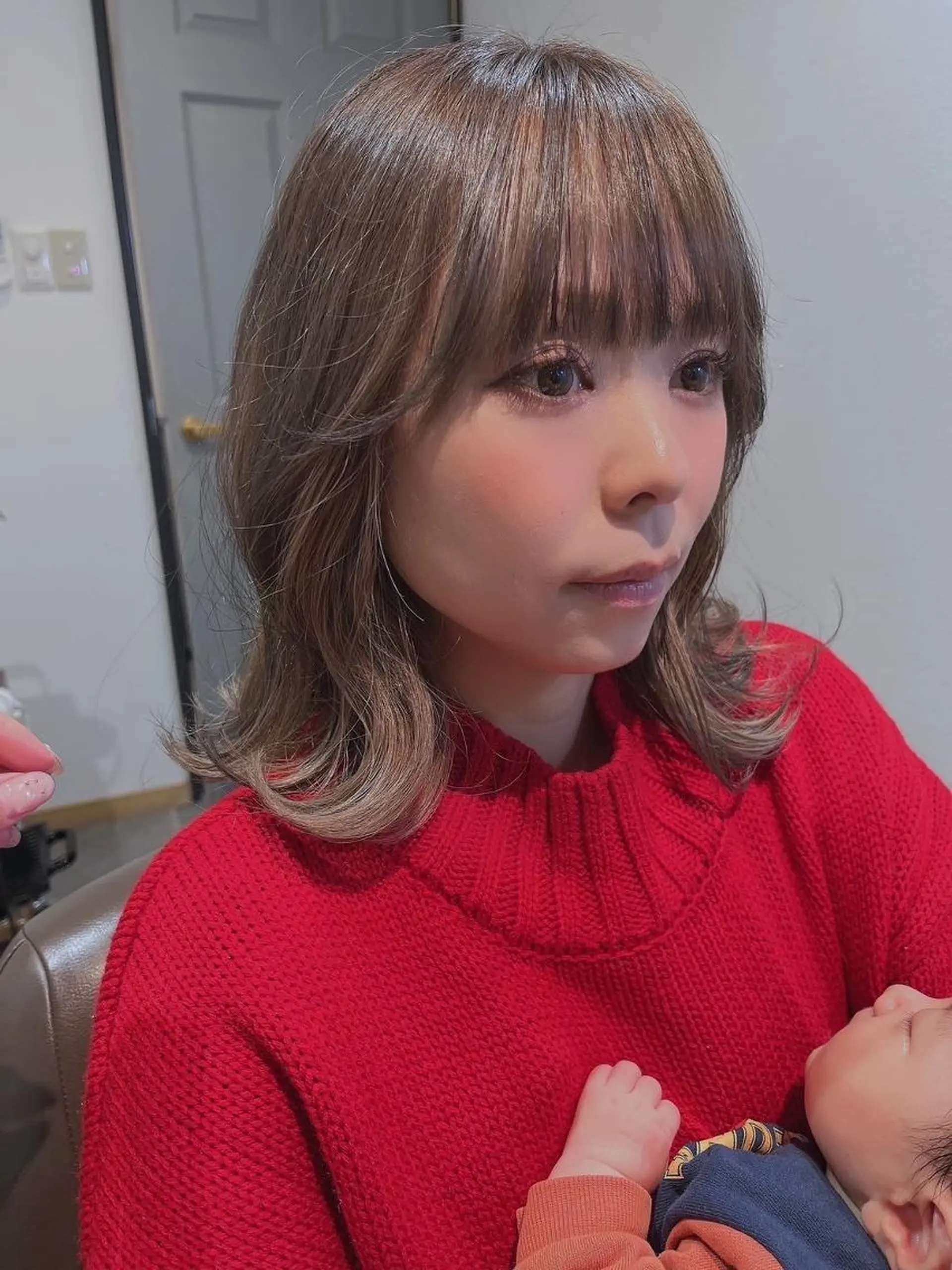 ミディアム カラー カット ヘアカラー トリートメント 緒方 つばさのヘアスタイル