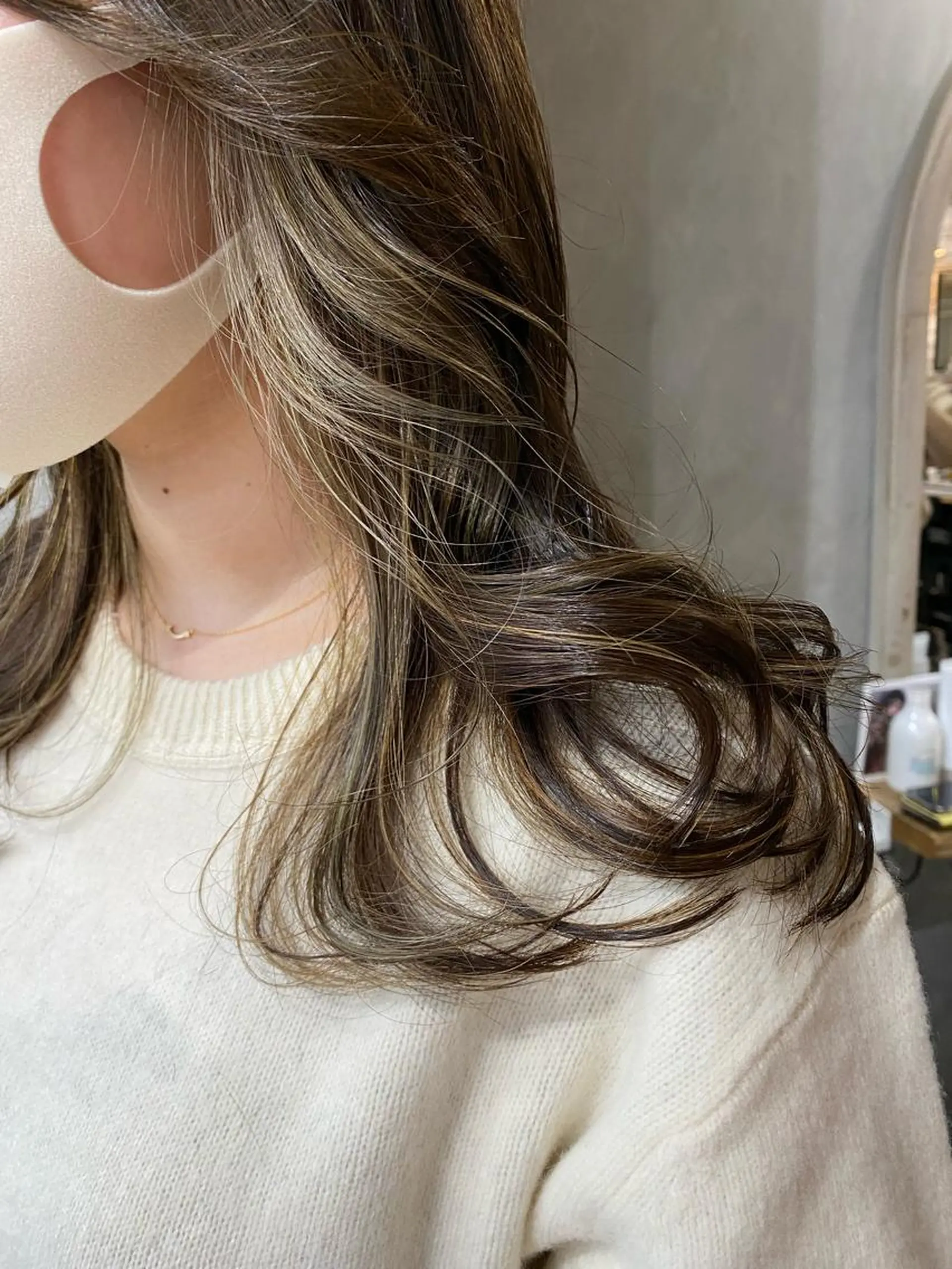 セミロング カラー カット ヘアカラー トリートメント ツキノキ ミナのヘアスタイル