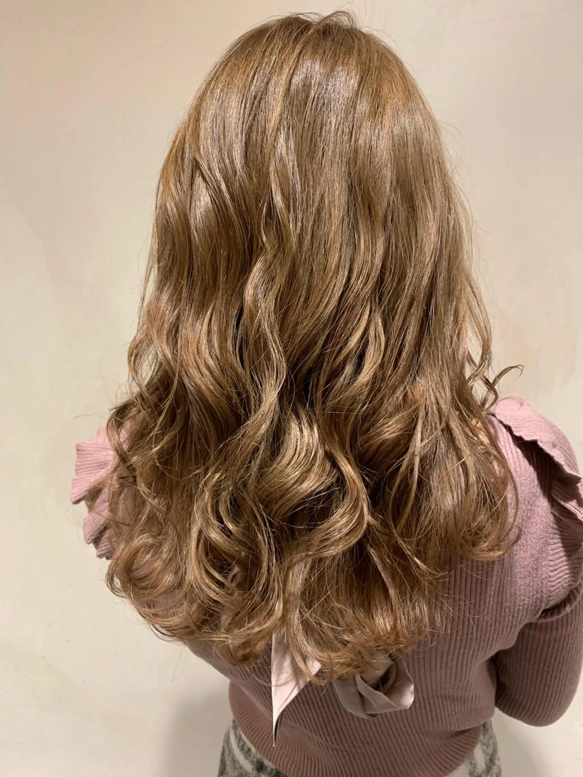 ロング カラー カット ヘアカラー トリートメント 美髪形成！色素改善！ 秋田　和輝のヘアスタイル