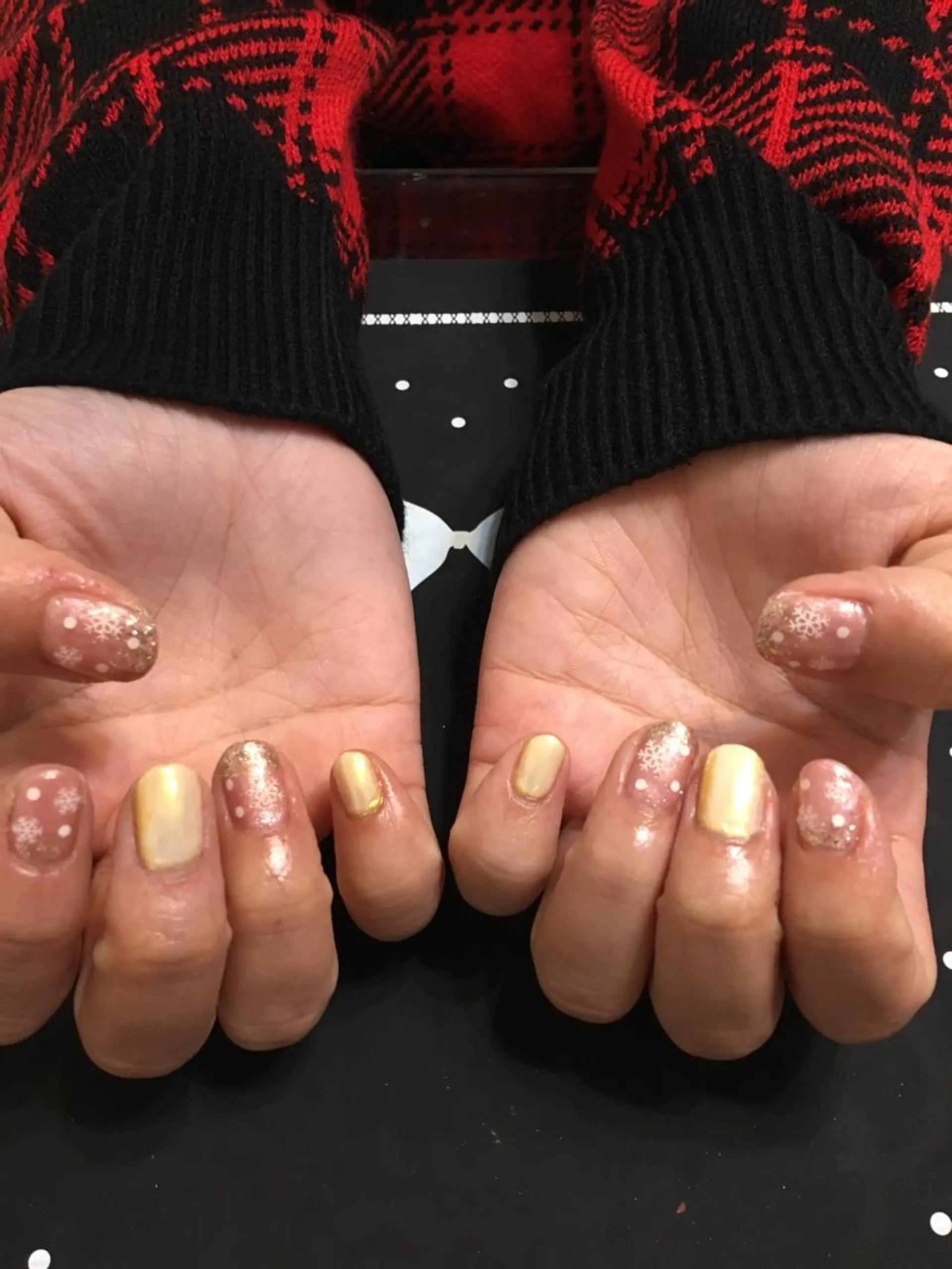 ネイル ジェルネイル ハンドネイル フットネイル 🌈KANÅKO 🌈のネイルデザイン