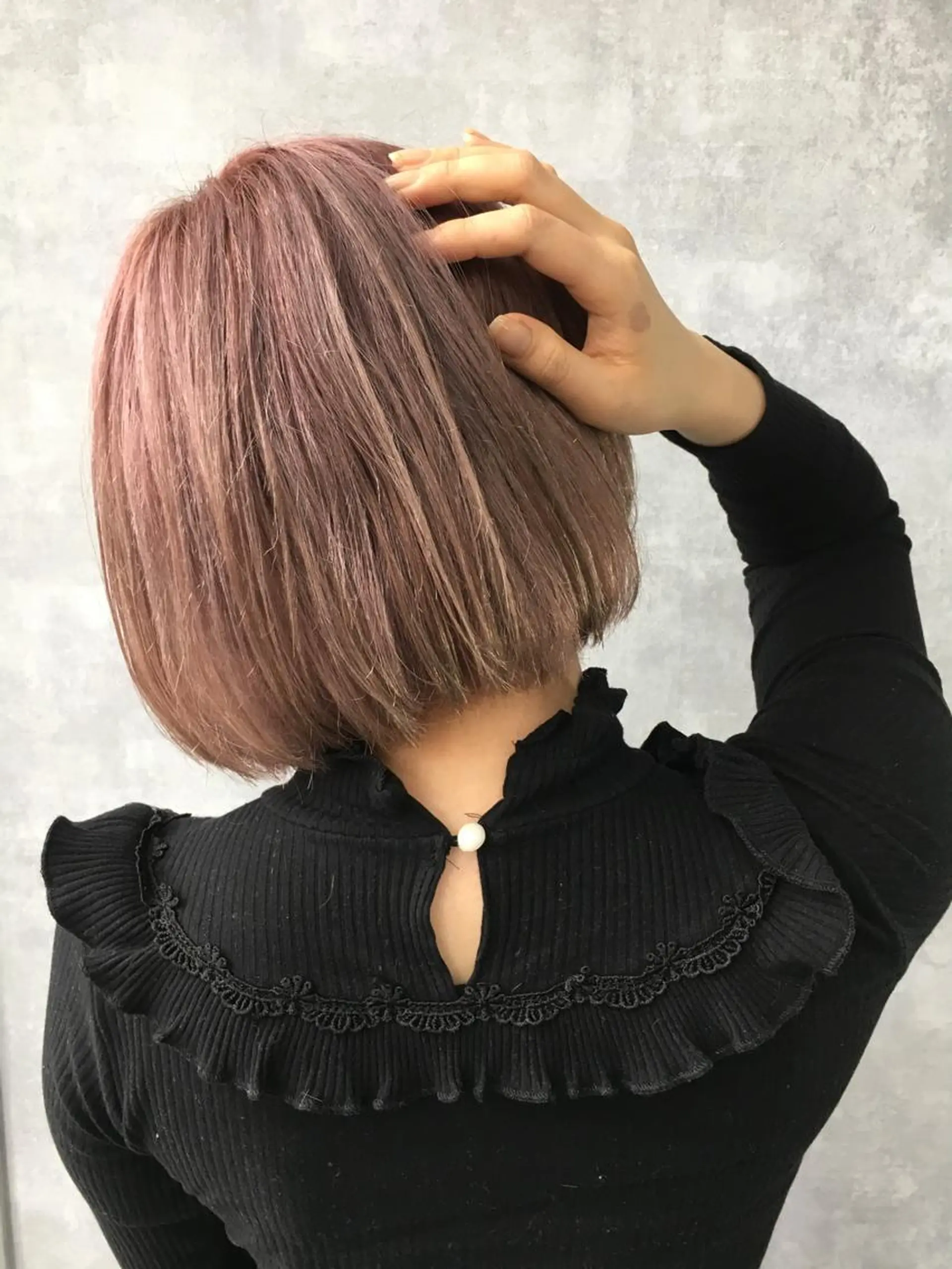 ショート カラー ベージュカラー ピンクカラー ピンクベージュ レイヤーカット BLend 渋谷のヘアスタイル