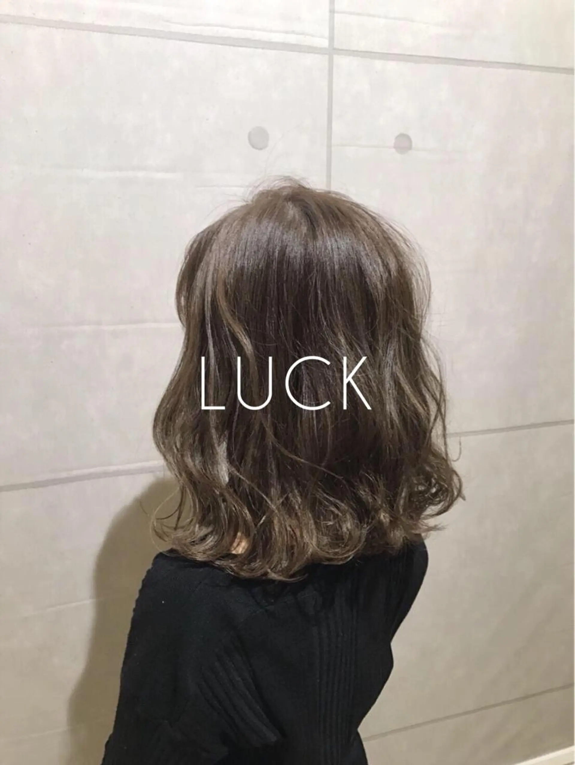 ミディアム カラー 透明感カラー フォギーグレージュ グレージュ オルチャンヘア カット ヘアカラー circus by KENJE 町田店のヘアスタイル