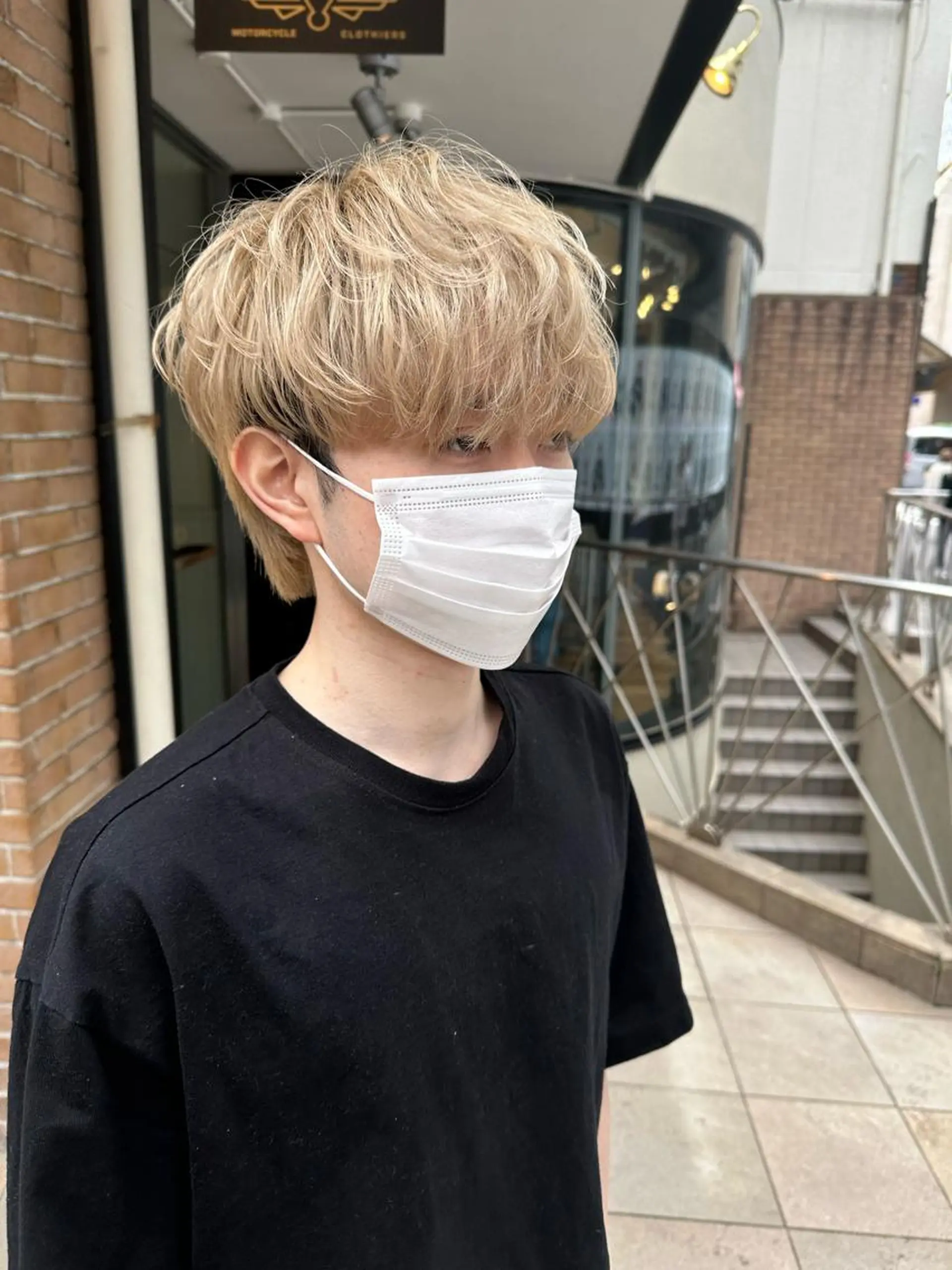 ショート yelm所属・🫒オリーブカラー ミディアムレイヤー✨のヘアスタイル