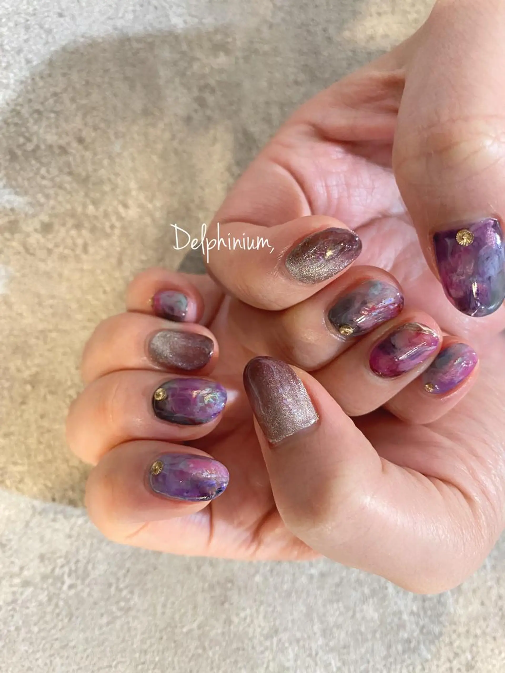 ネイル ハンドネイル 岡本 友恵のネイルデザイン