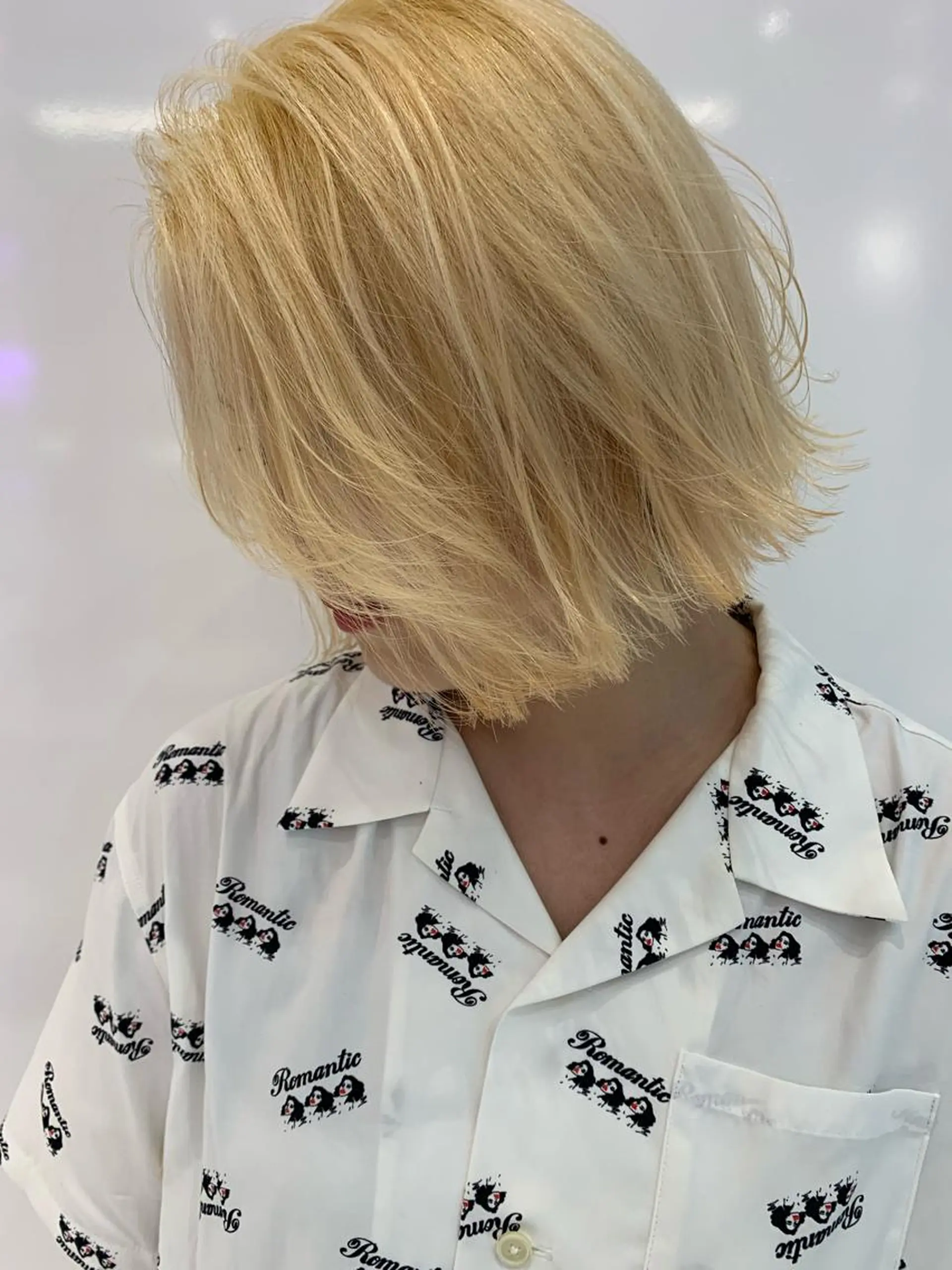 ショート カラー ブリーチ 抜きっぱなしブロンド ブロンド ハッシュカット/ハイ トーン/MANAMIのヘアスタイル