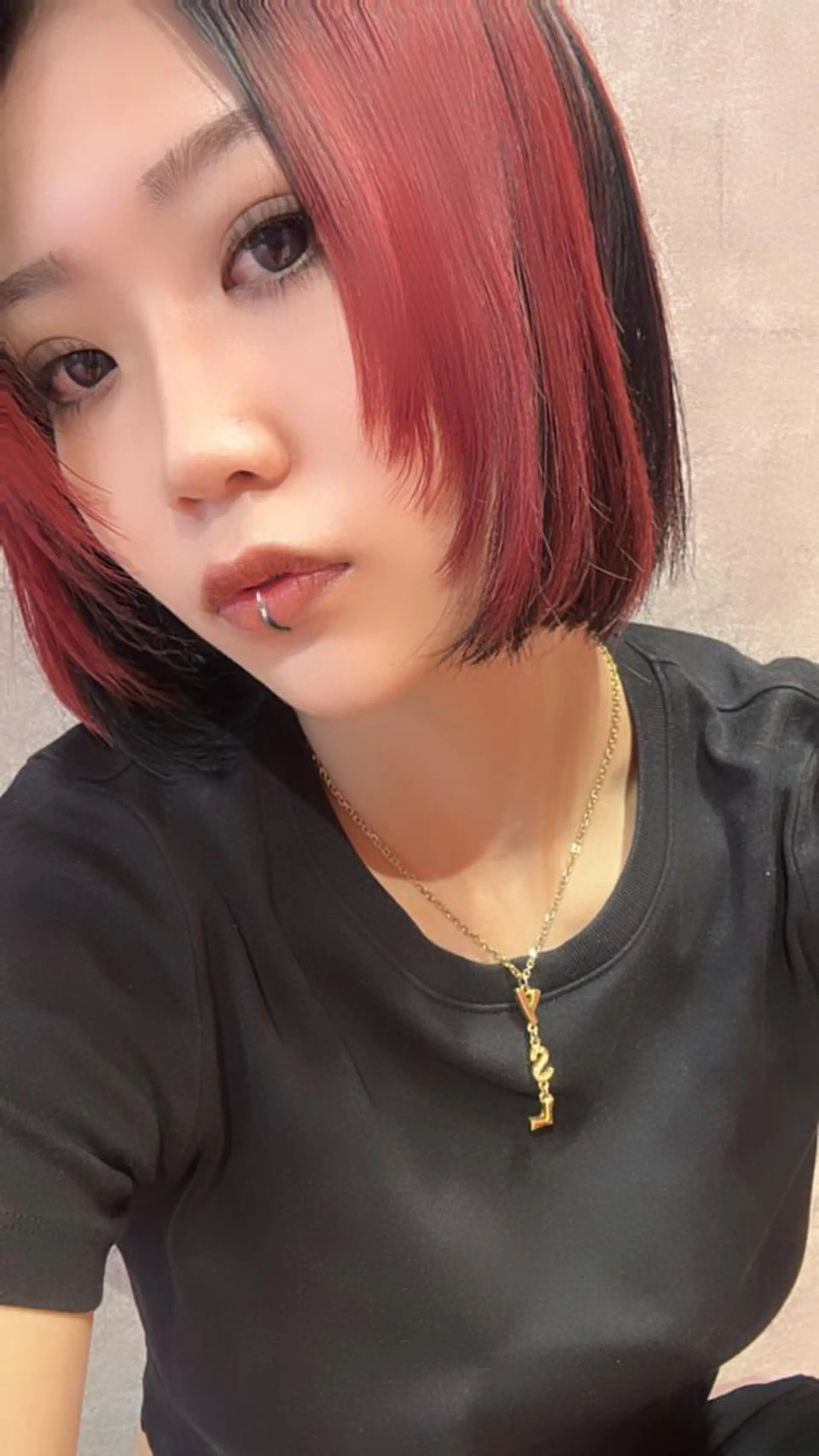 カラー 莉乃/縮毛矯正/髪質 改善/艶カラーのヘアスタイル