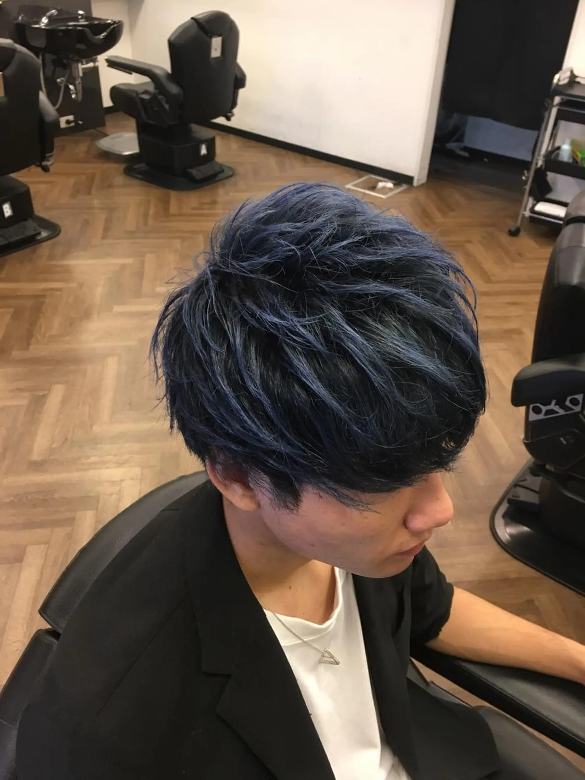 ショート カラー メンズ ブルーカラー 前田賢生 ご新規様はNGのヘアスタイル