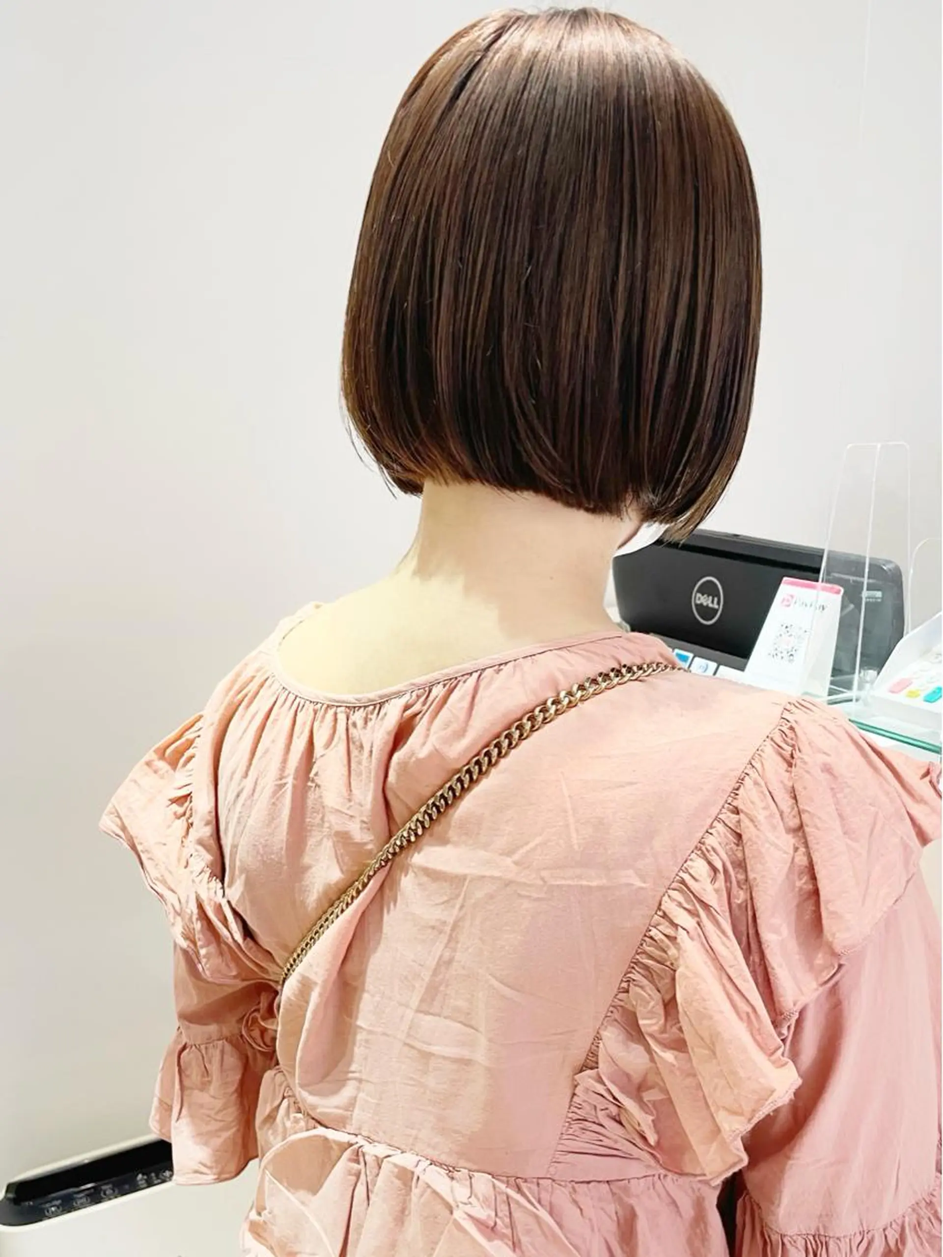 ショート カラー ブラウンカラー ボブ カット ヘアカラー トリートメント 齋藤 咲のヘアスタイル