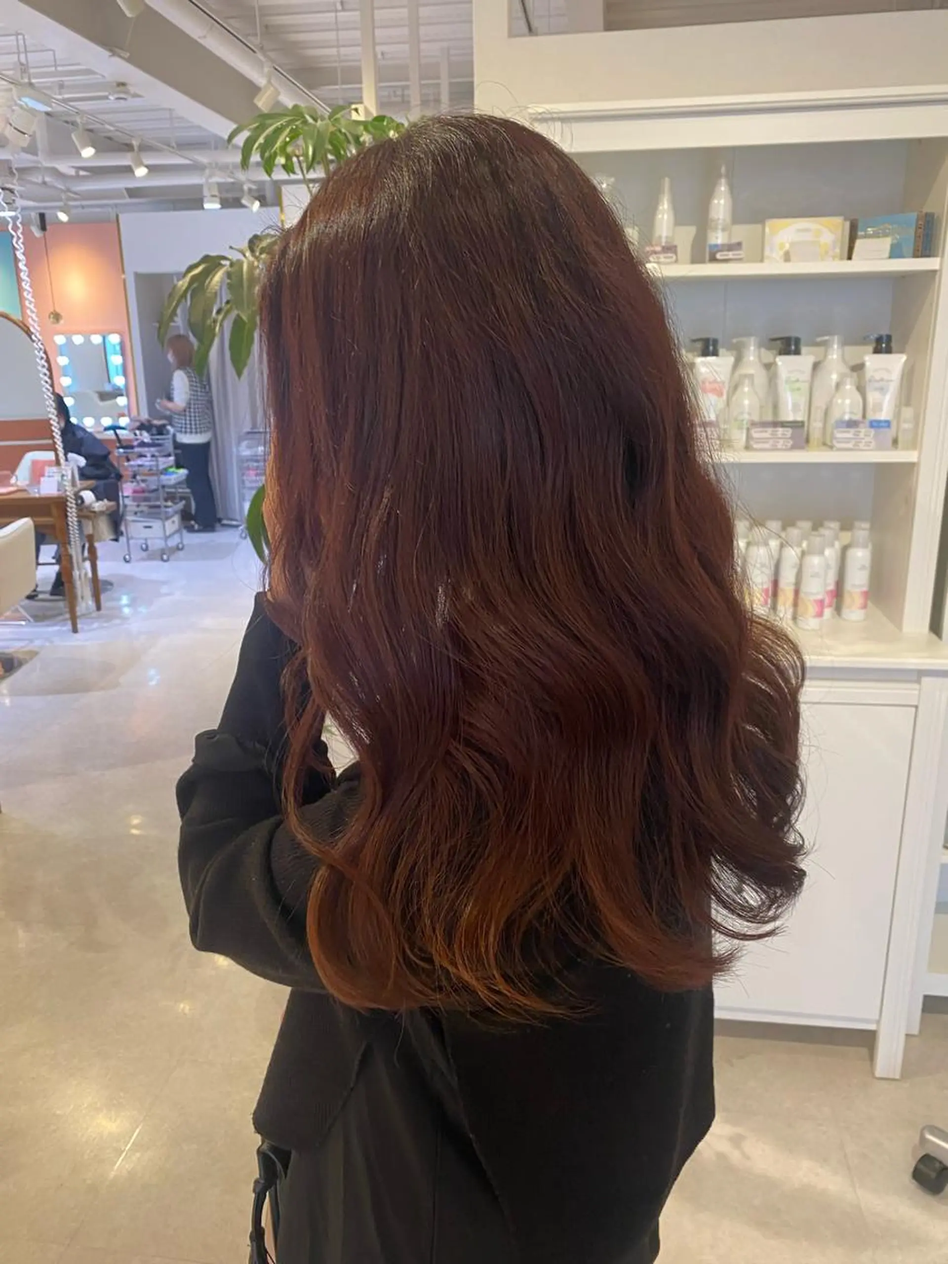 ロング カラー ヘアカラー 梛木 唯のヘアスタイル