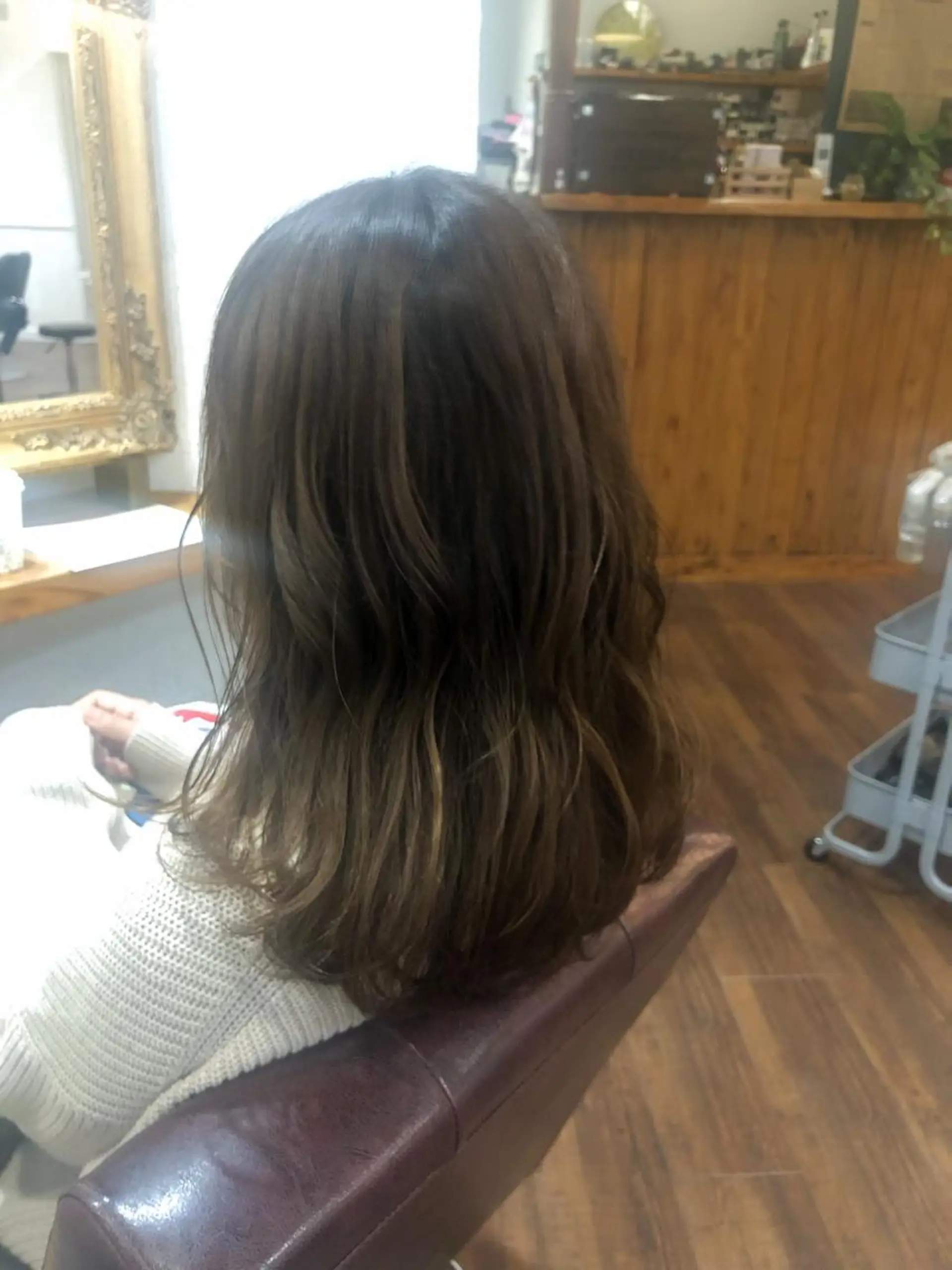 ロング カラー ベージュカラー ブリーチ ブリーチなしカラー カット ヘアカラー トリートメント 正田 美帆のヘアスタイル