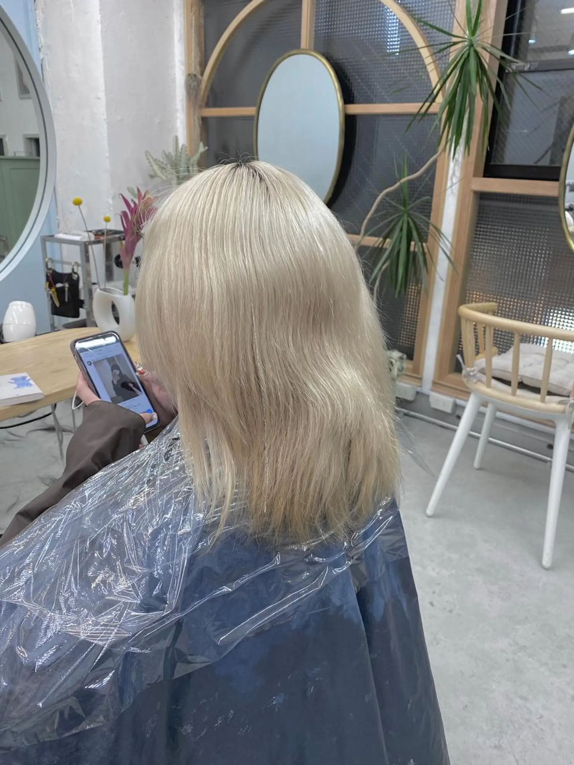 ミディアム カラー メンズ soi所属・ケアブリーチ/ツヤ髪 /ハイトーン/西村のヘアスタイル