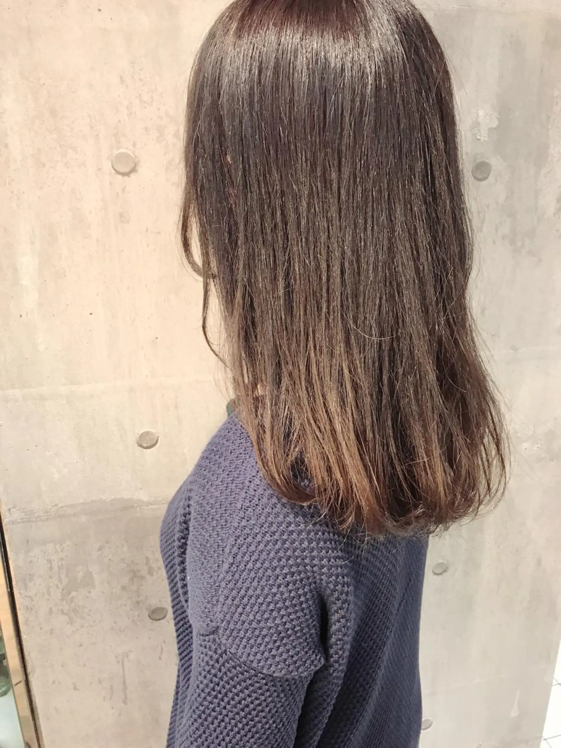 ミディアム カラー 透明感カラー カット ヘアカラー トリートメント 髪質改善ｶﾗｰ ｹｱﾌﾞﾘｰﾁ/ﾀﾑのヘアスタイル