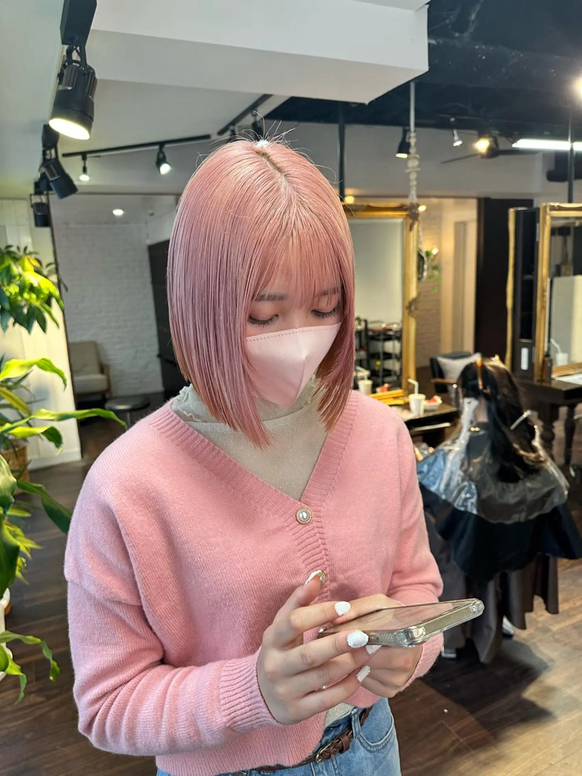 ミディアム カラー アディクシーカラー ブリーチ ケアブリーチ デザインカラー ハイトーンカラー カット ヘアカラー トリートメント ワンホンヘア ケラチン/Kaitoのヘアスタイル