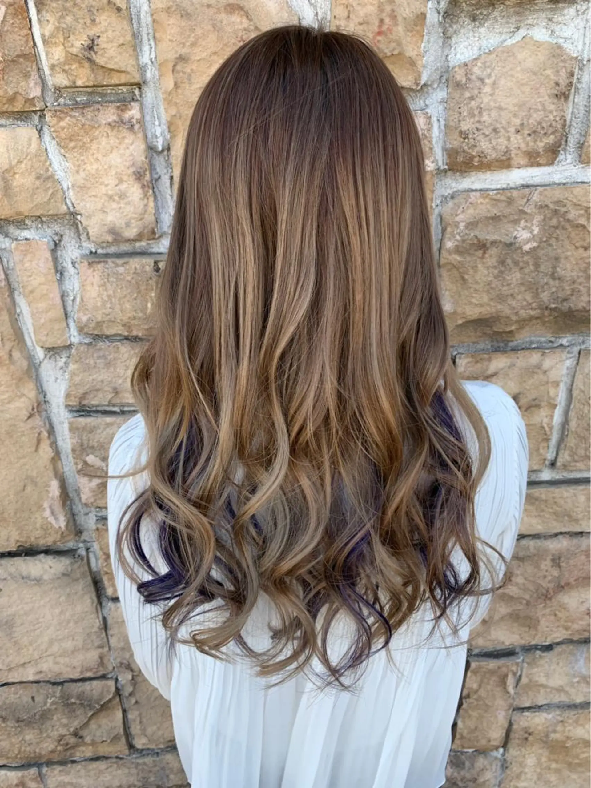 ミディアム カラーリスト菅澤 岳のヘアスタイル