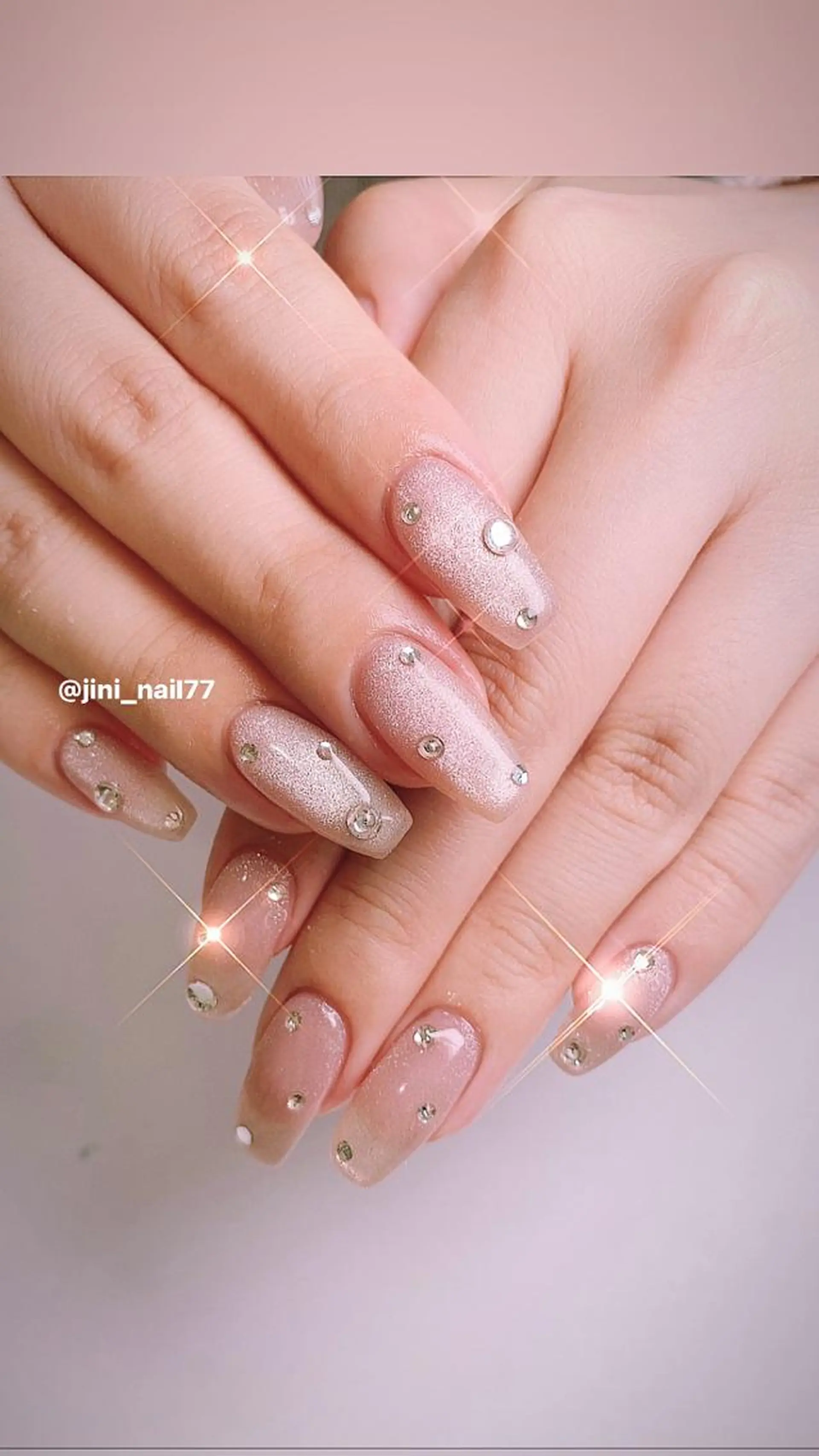 ネイル ハンドネイル JINI NAIL所属・ジニ ネイルのネイルデザイン