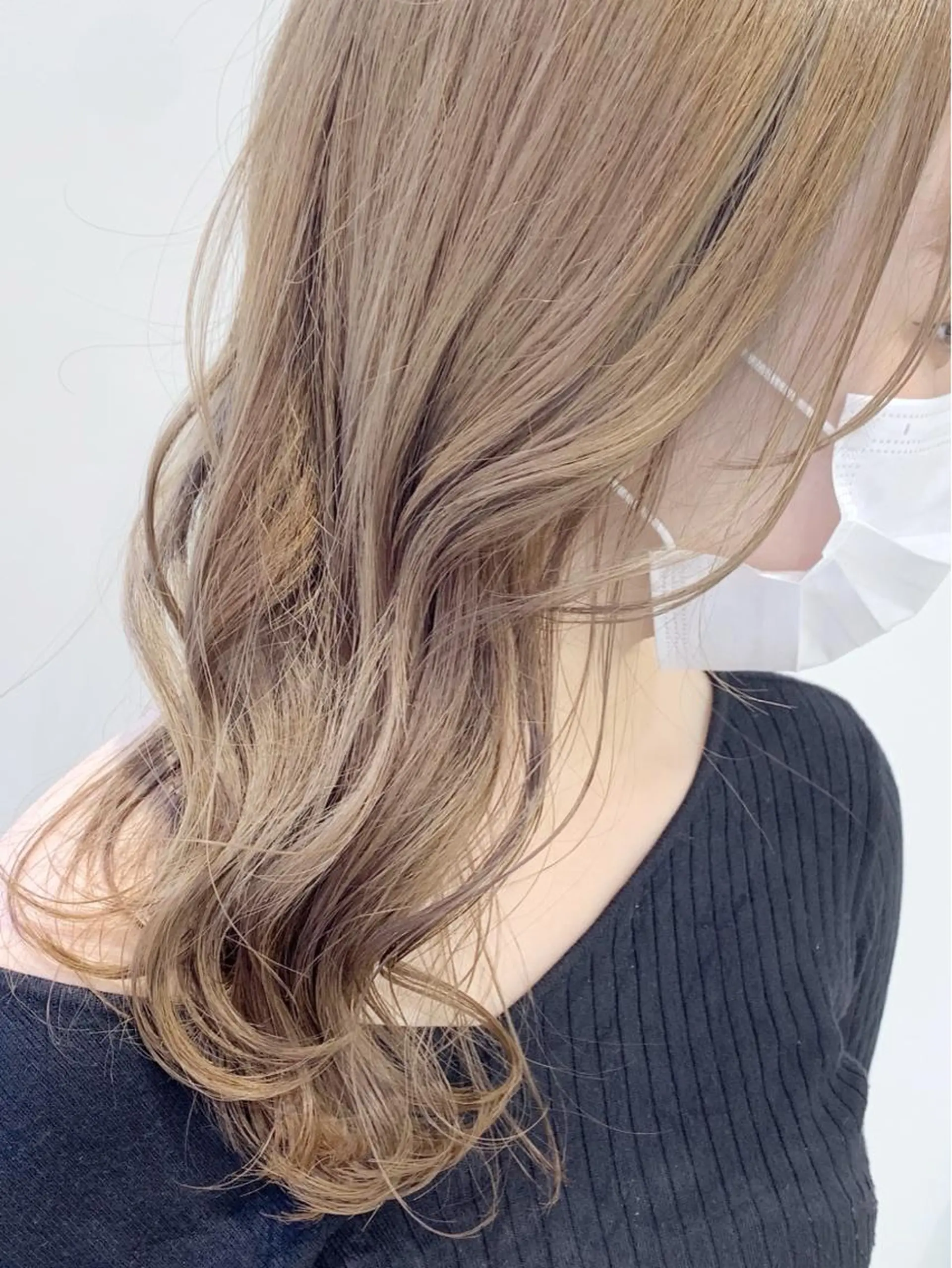 ロング ブリーチなしダブル/ レイヤーカット 小棹のヘアスタイル