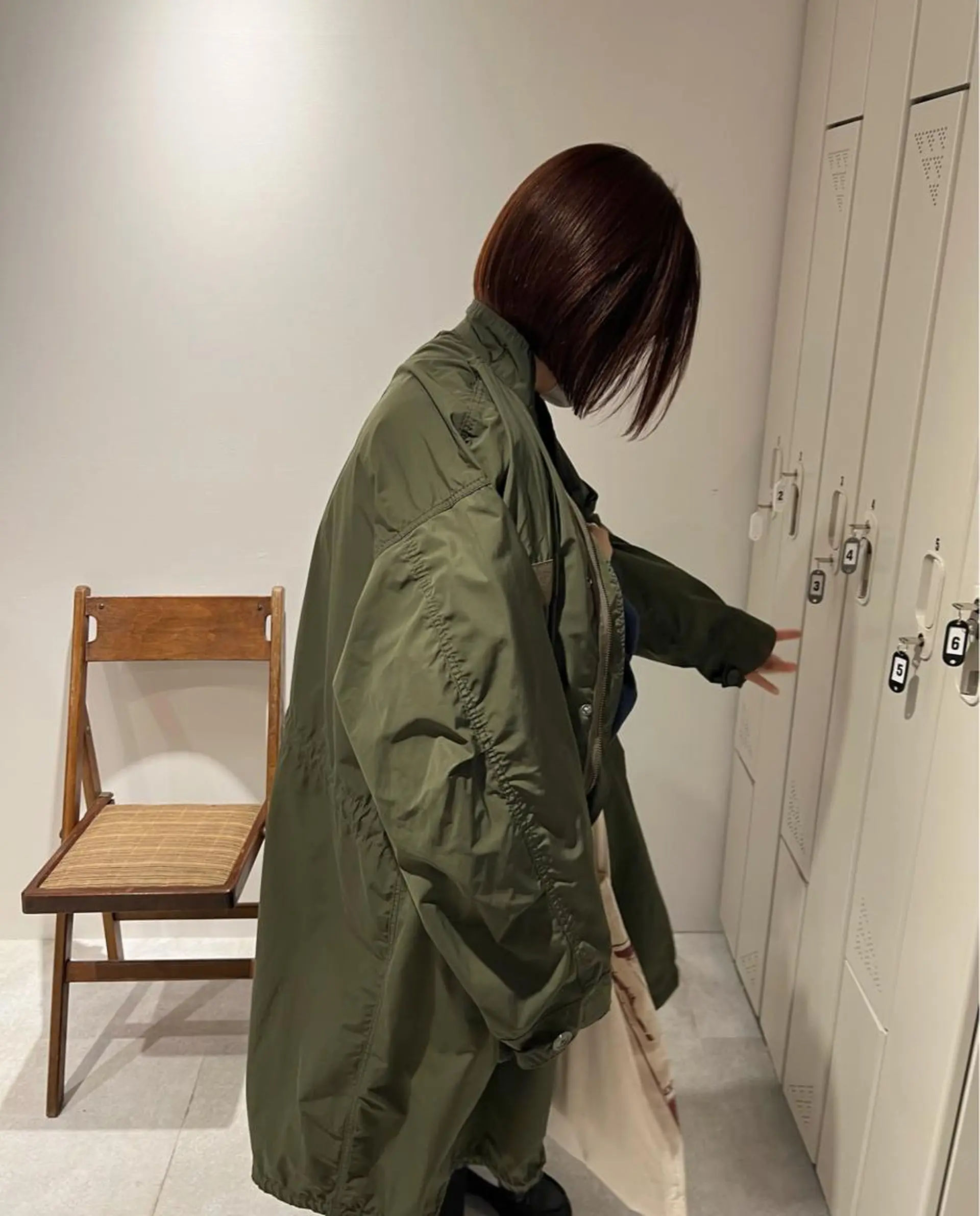 ミディアム カラー ブラウンカラー オレンジ オレンジブラウン カット ヘアカラー io濱川 遥のヘアスタイル